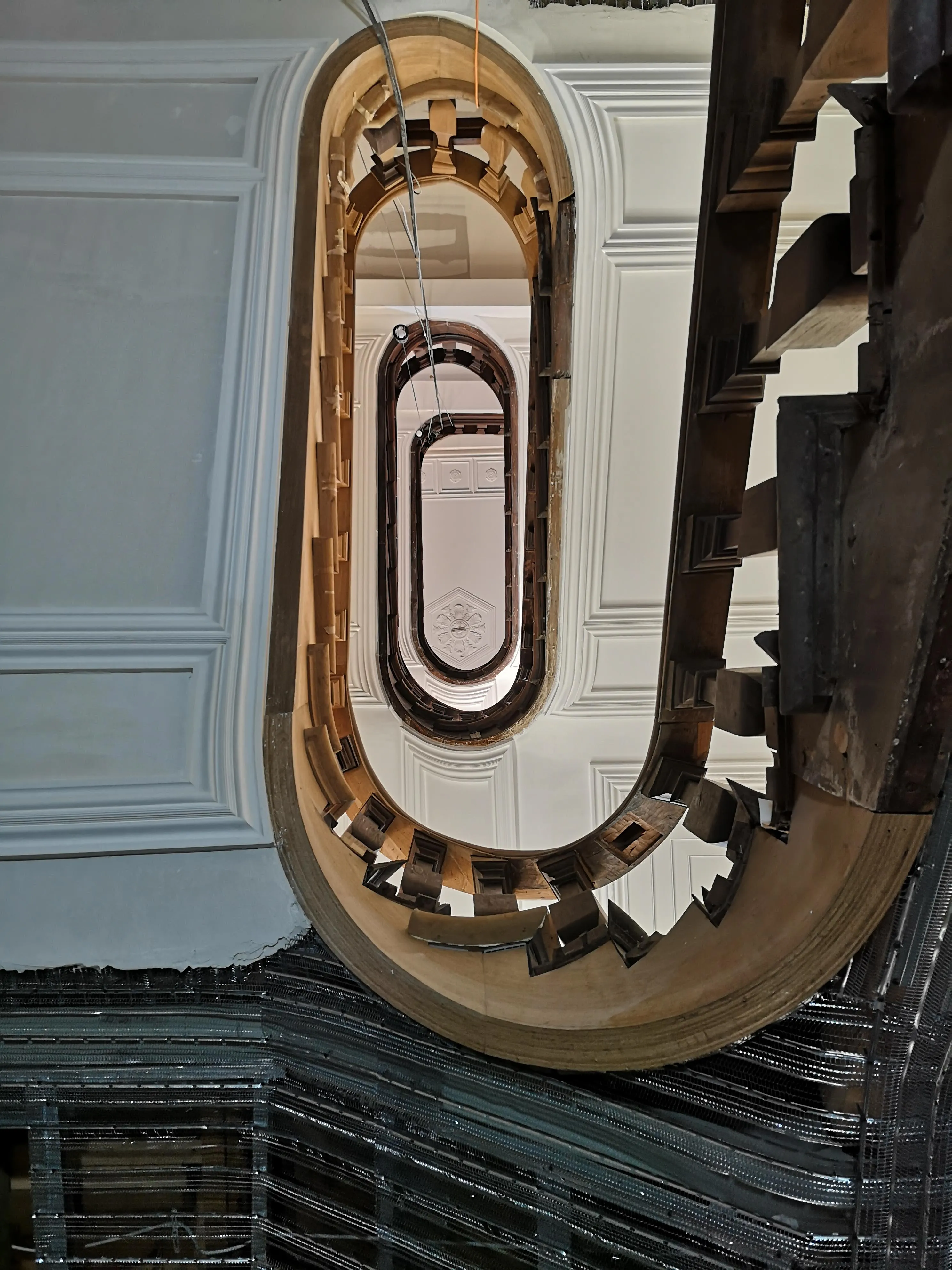 Surface de plâtre travaillée à la main, détail de matière