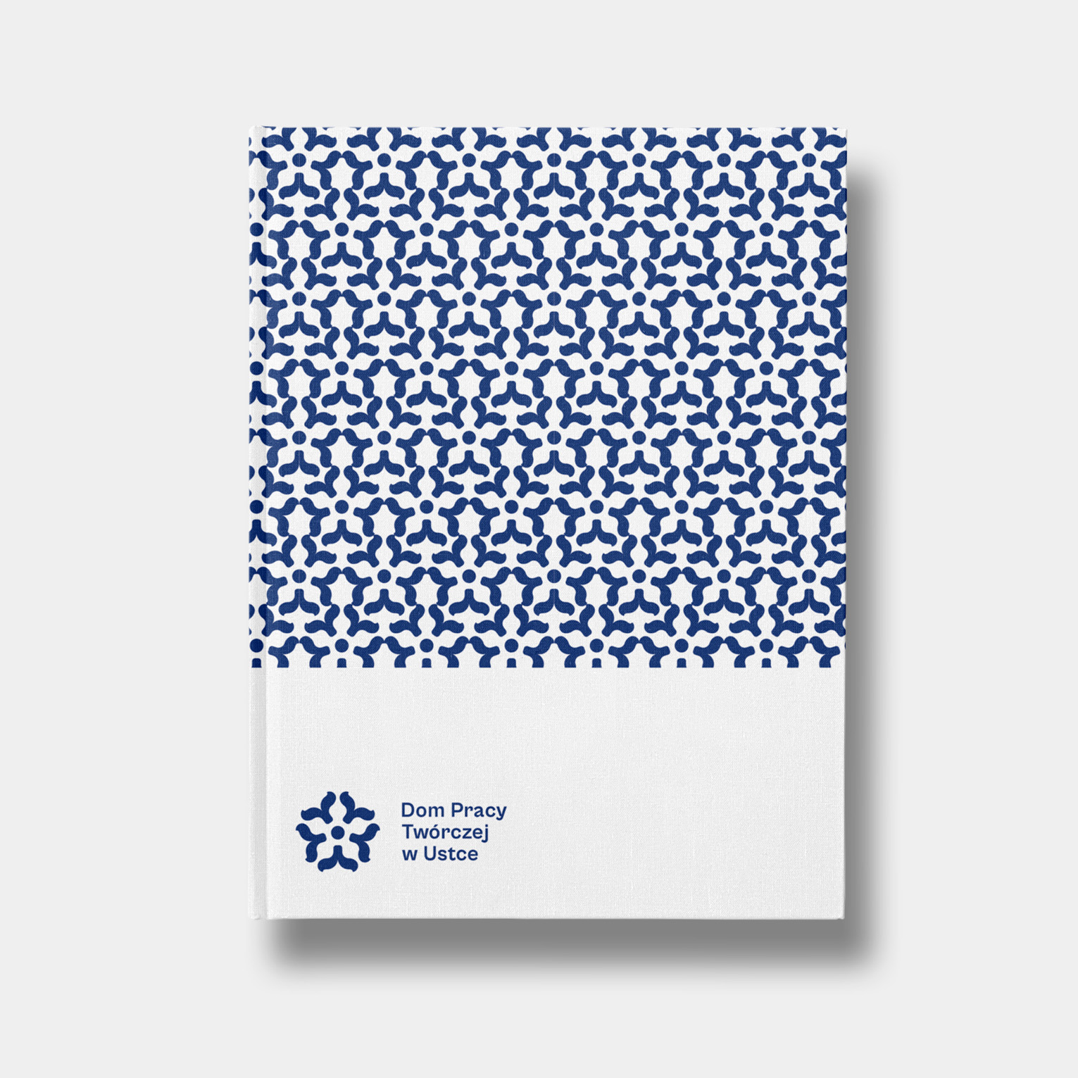 Mise en situation de l'identité sur un carnet à motif