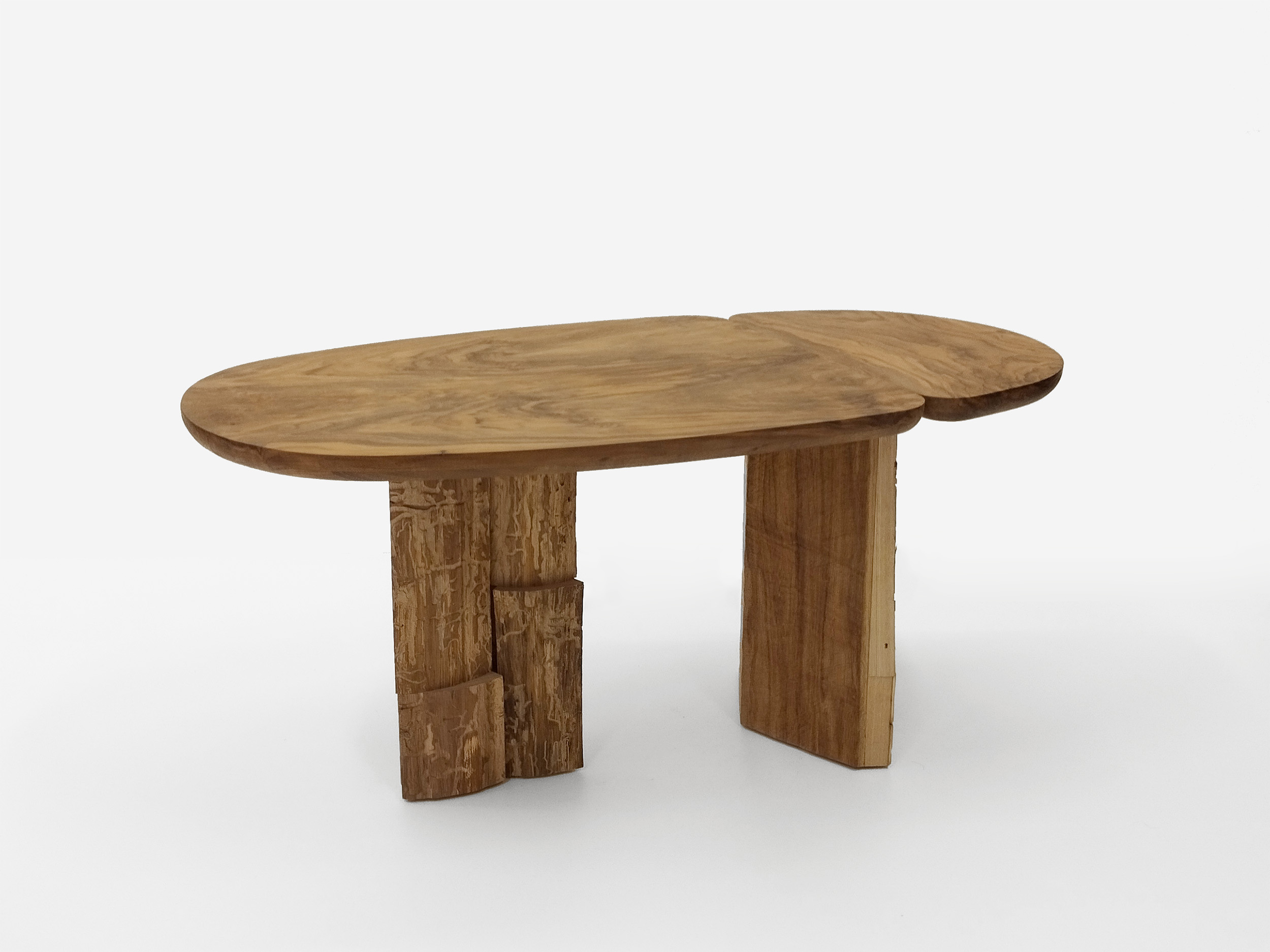 Table Parasite vue de côté