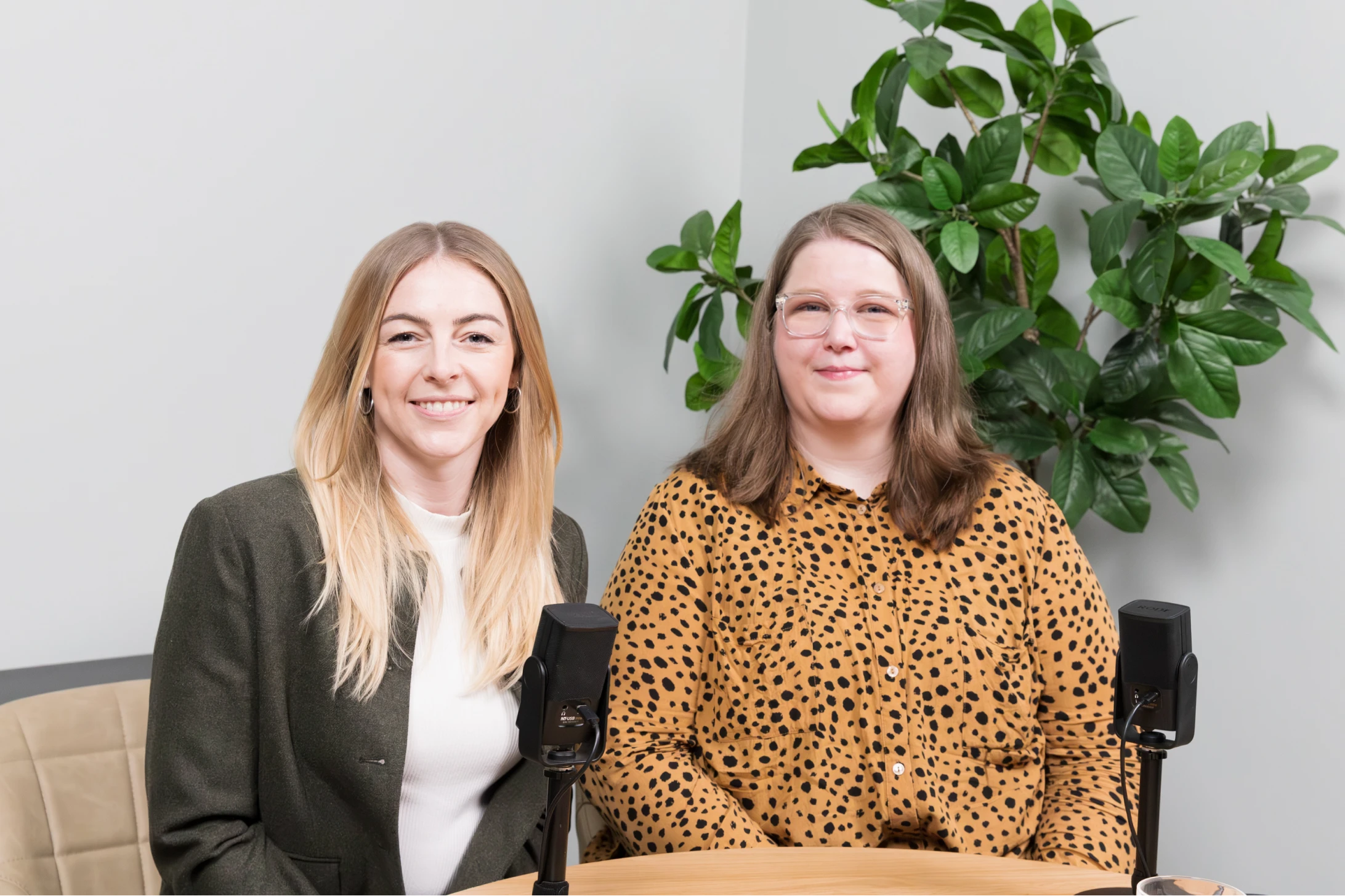 Cover of the torq.partners Finance Podcast episode “Insolvency in Practice: Early Warning Signs for Founders and Finance Teams with Jana Tonn”