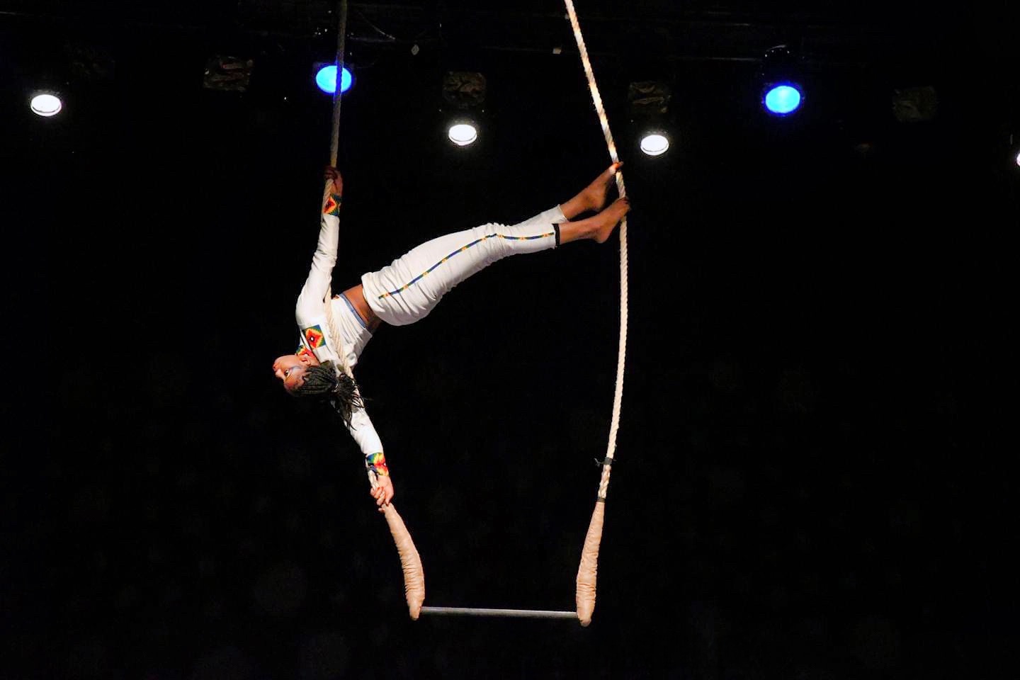 Marietou performing
