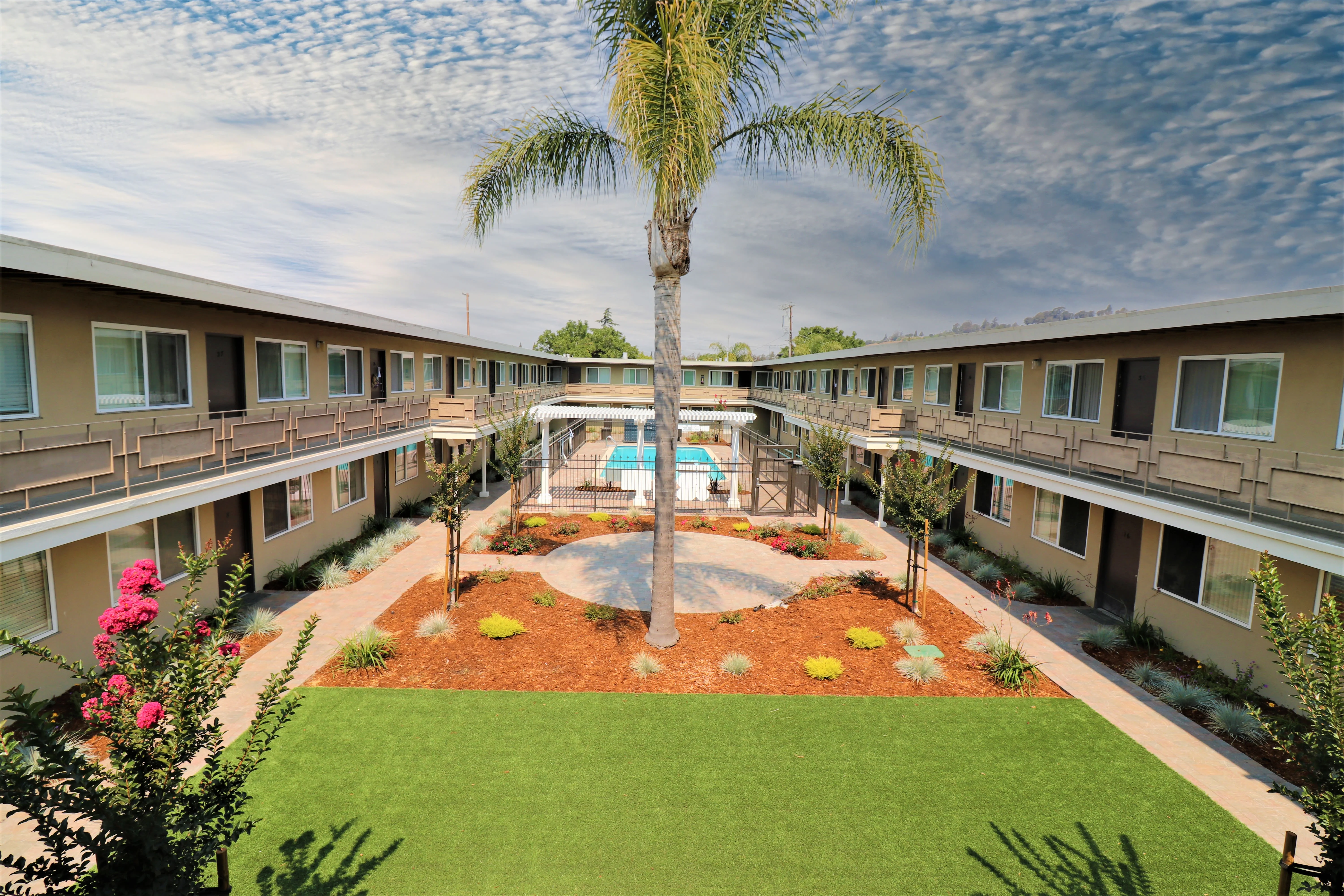 Courtyard Exterior of apartments
