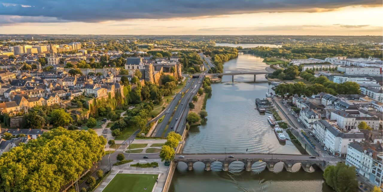 vue panoramique sur la Maine à Angers