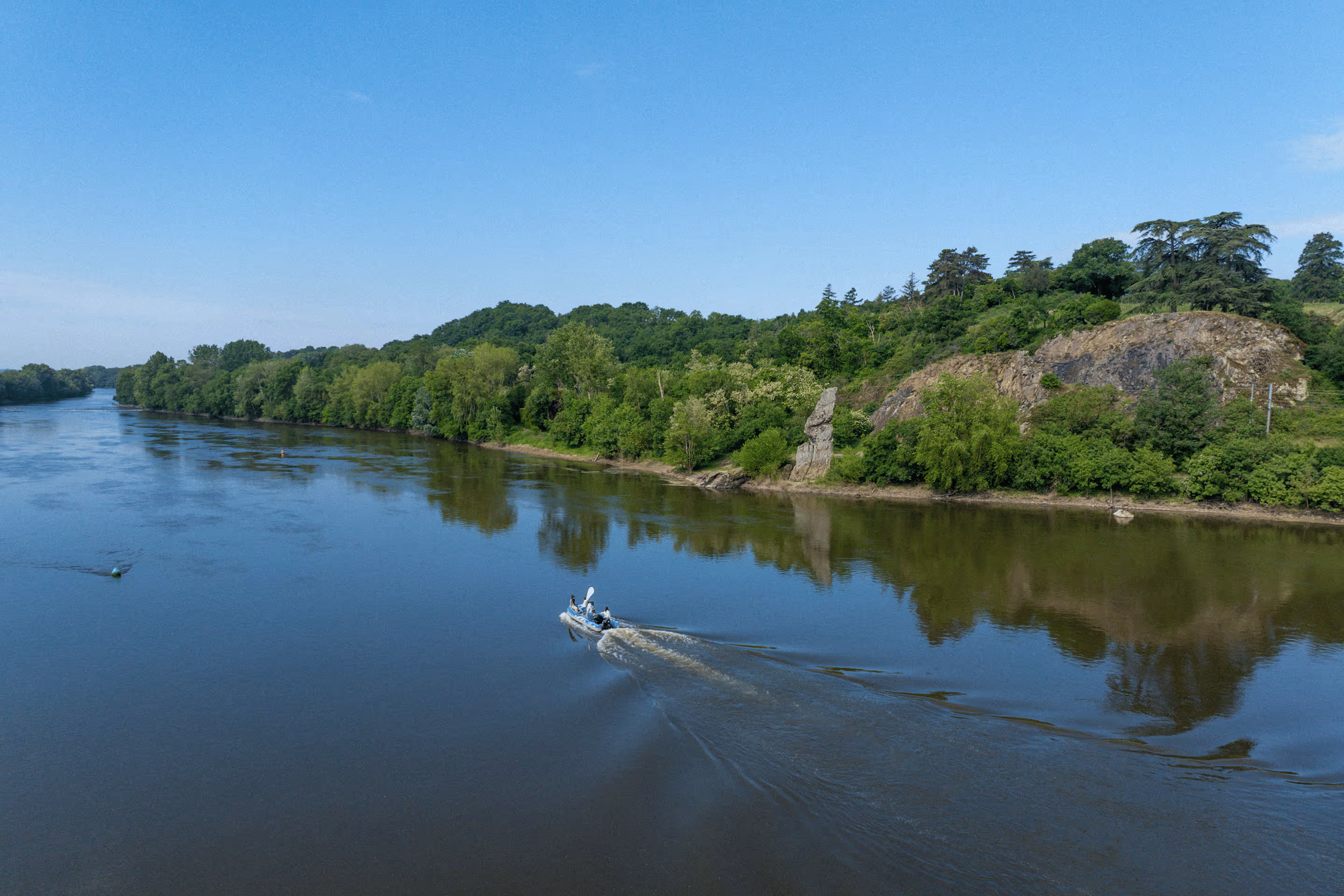 Cycling activity et bateau at Château des Forges in Anjou