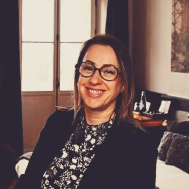 Portrait de Nathalie Busson, la directrice du Château des Forges