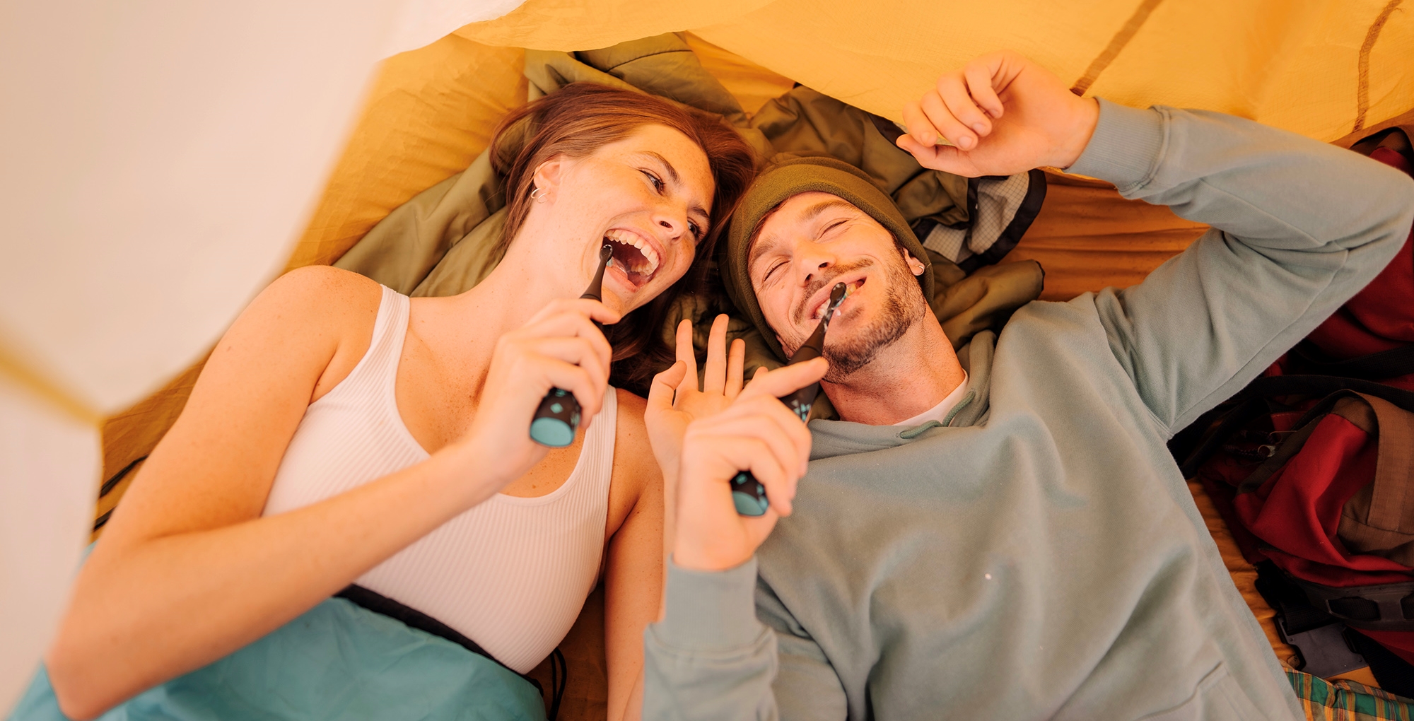 happybrush entwickelt klimaneutrale Produkten, die nicht nur die Zähne, sondern auch die Umwelt happy machen