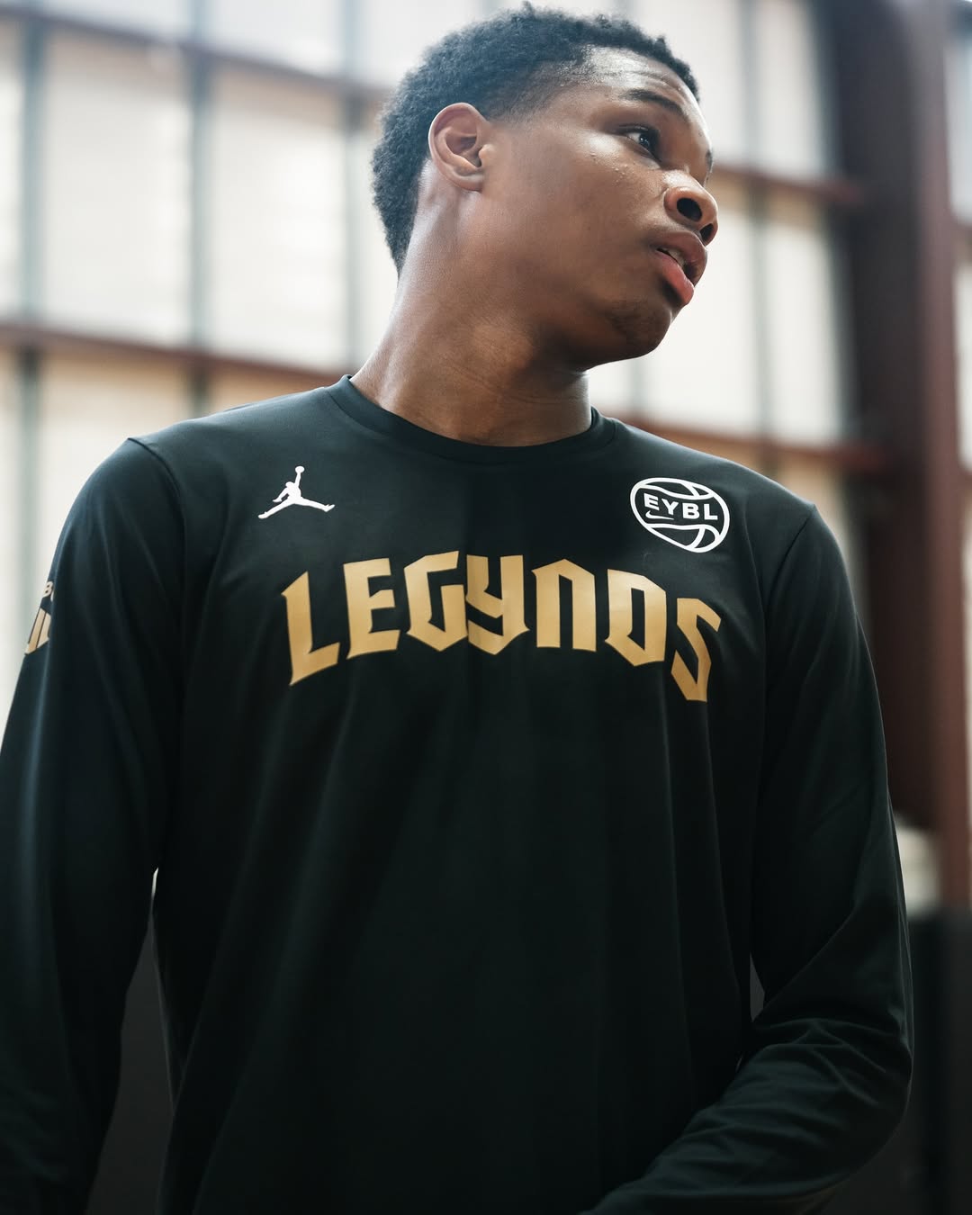 Legynds Basketball Club uniform and brand identity by Tantrum Agency shown on a player