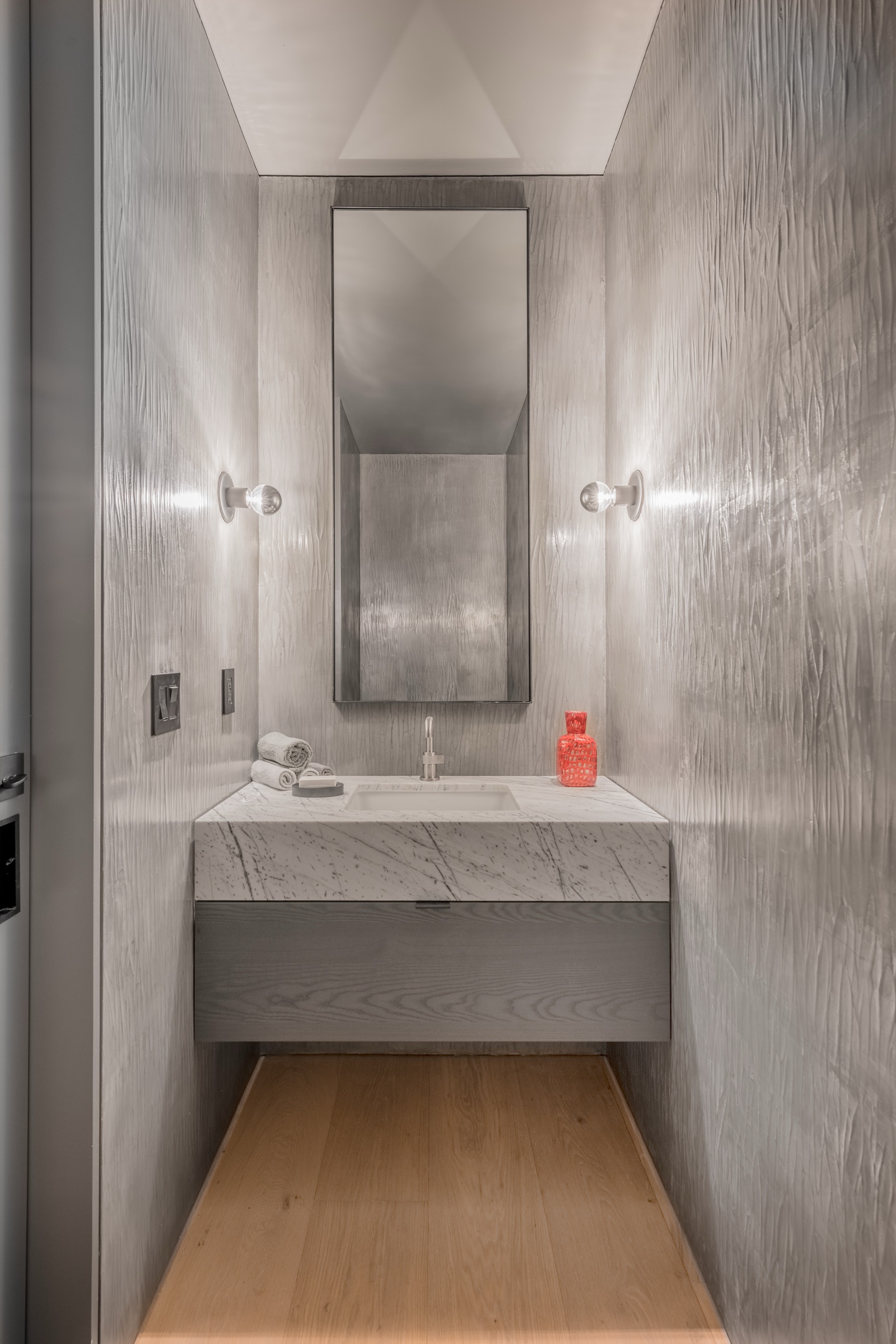 240 Chenery Street — Powder Room