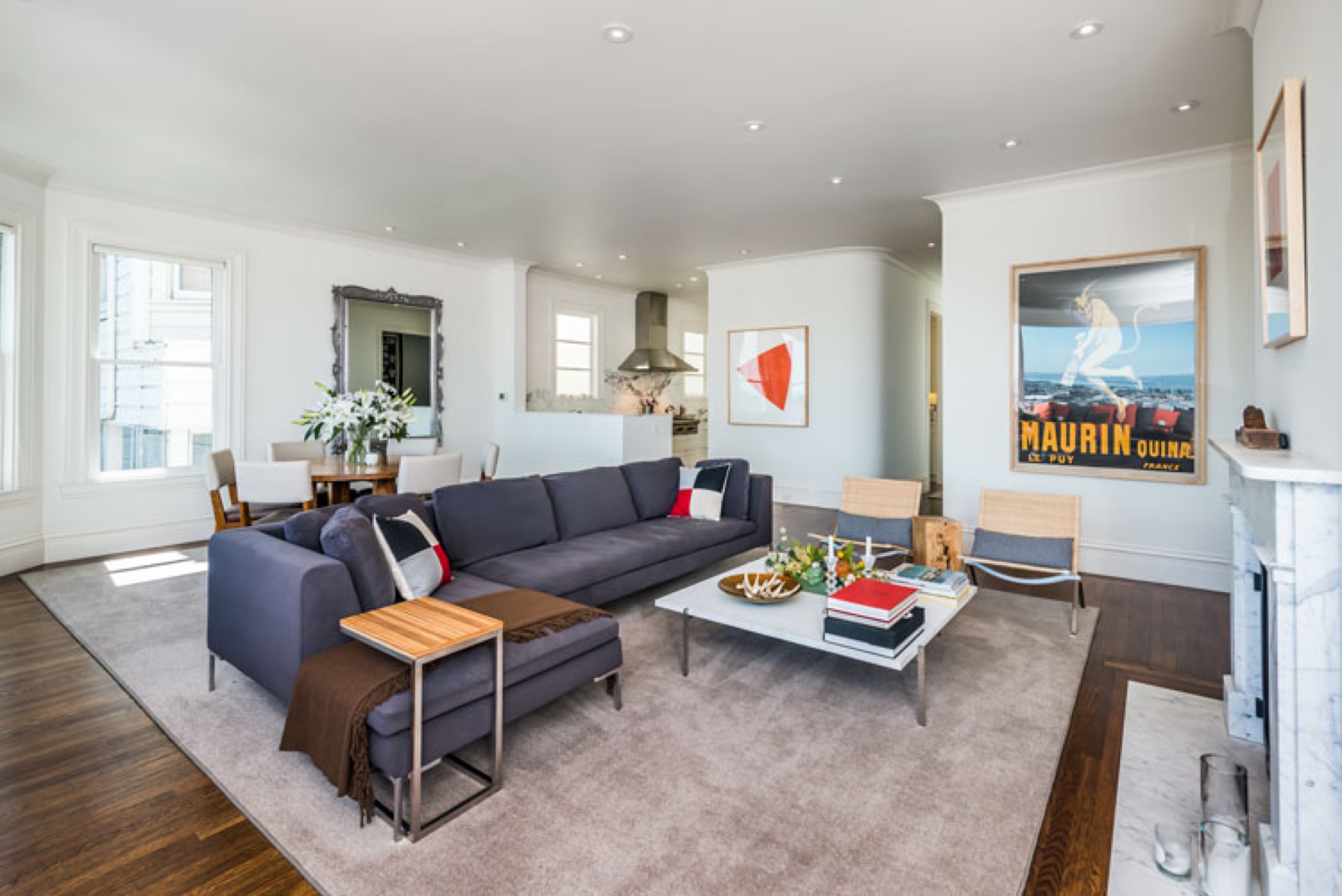 Buena Vista Avenue East — Living