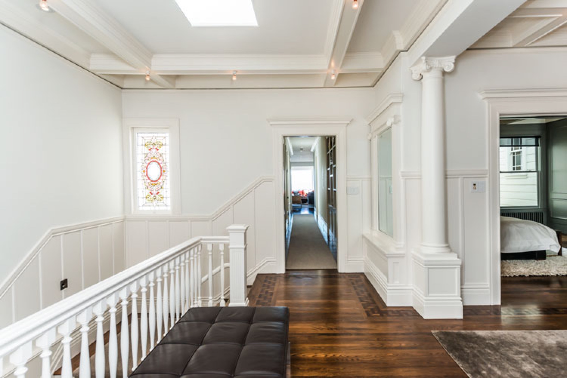 Buena Vista Avenue East — Foyer