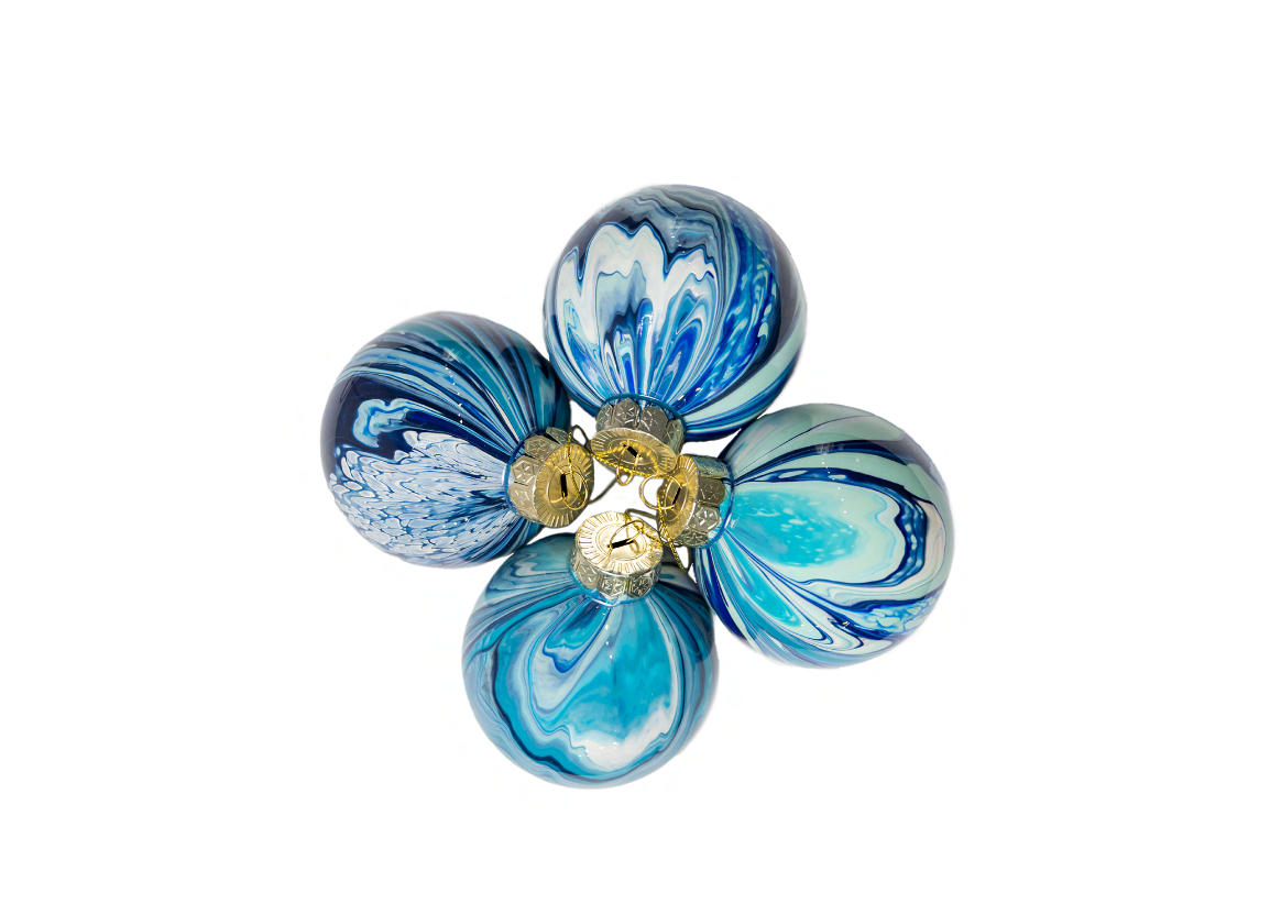 Create a set of four custom Christmas ornaments that make your tree uniquely yours. Perfect for your own holiday décor or as thoughtful handmade gifts. Includes the full experience, all materials, and your finished ornaments professionally coated with a high-gloss resin finish. Available August 19–December 31, or until supplies last.