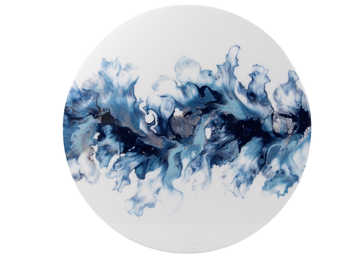 Premium spinning Lazy Susan with a built-in rotating base. Functional, artistic, and perfect as a centerpiece, countertop organizer, charcuterie board, condiment holder, or elevated home décor piece that works beautifully anywhere in your home. Includes the full experience, all materials, and your finished piece professionally coated with a high-gloss resin finish.