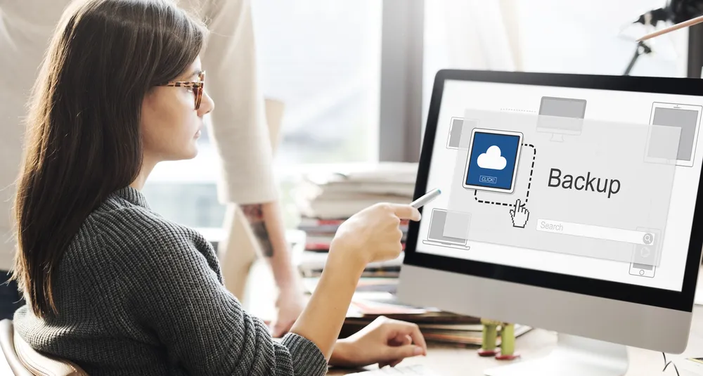 Cloud Computing Back Up Download Network