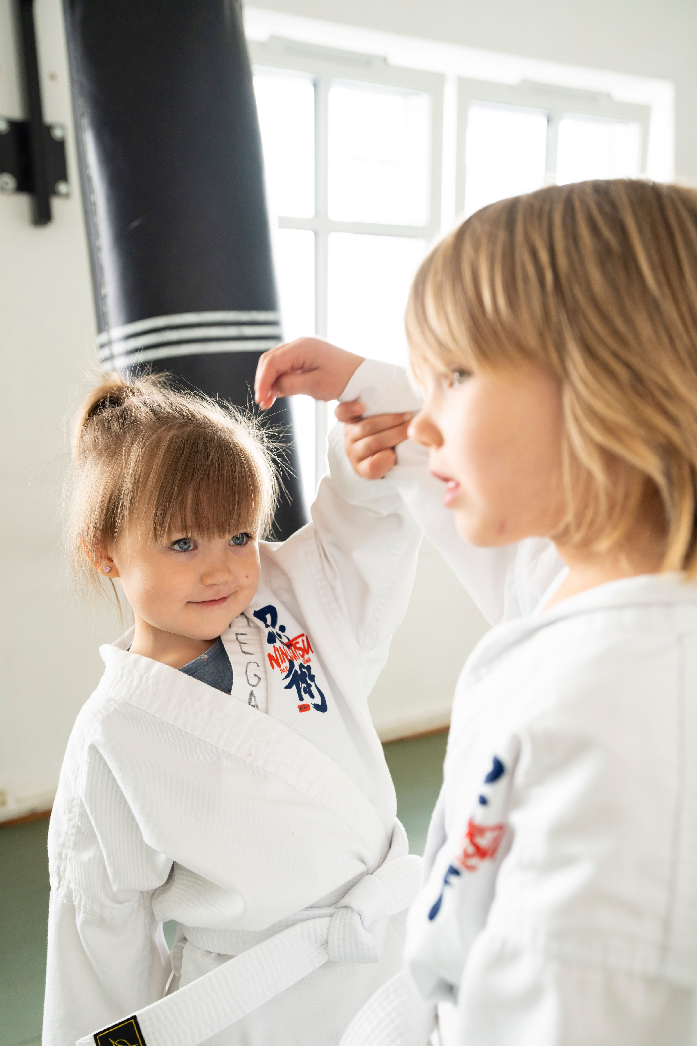 Spaß und Gemeinschaft beim Kindertraining bei Nader's Gym Hamburg