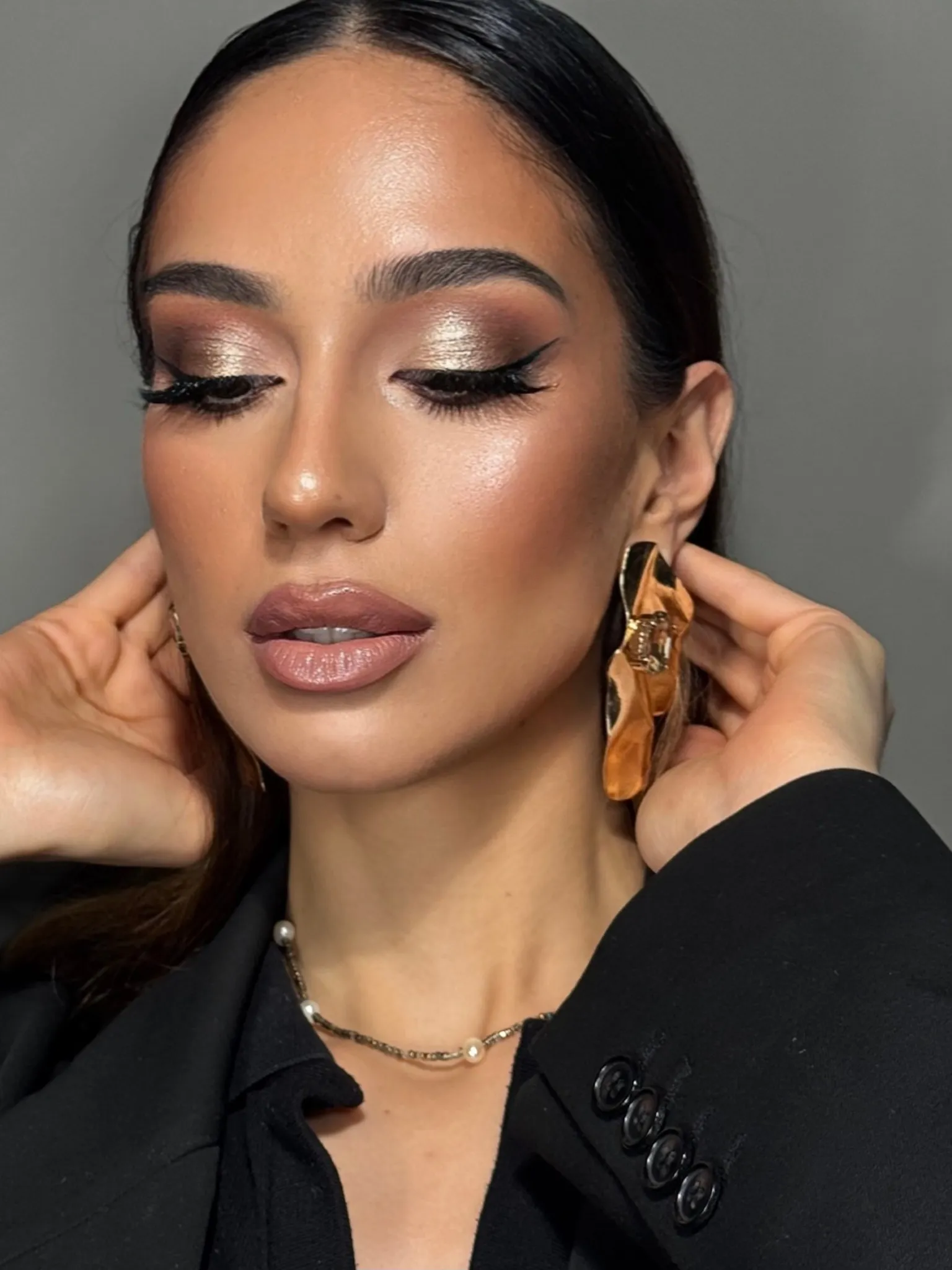 Refined makeup artistry result