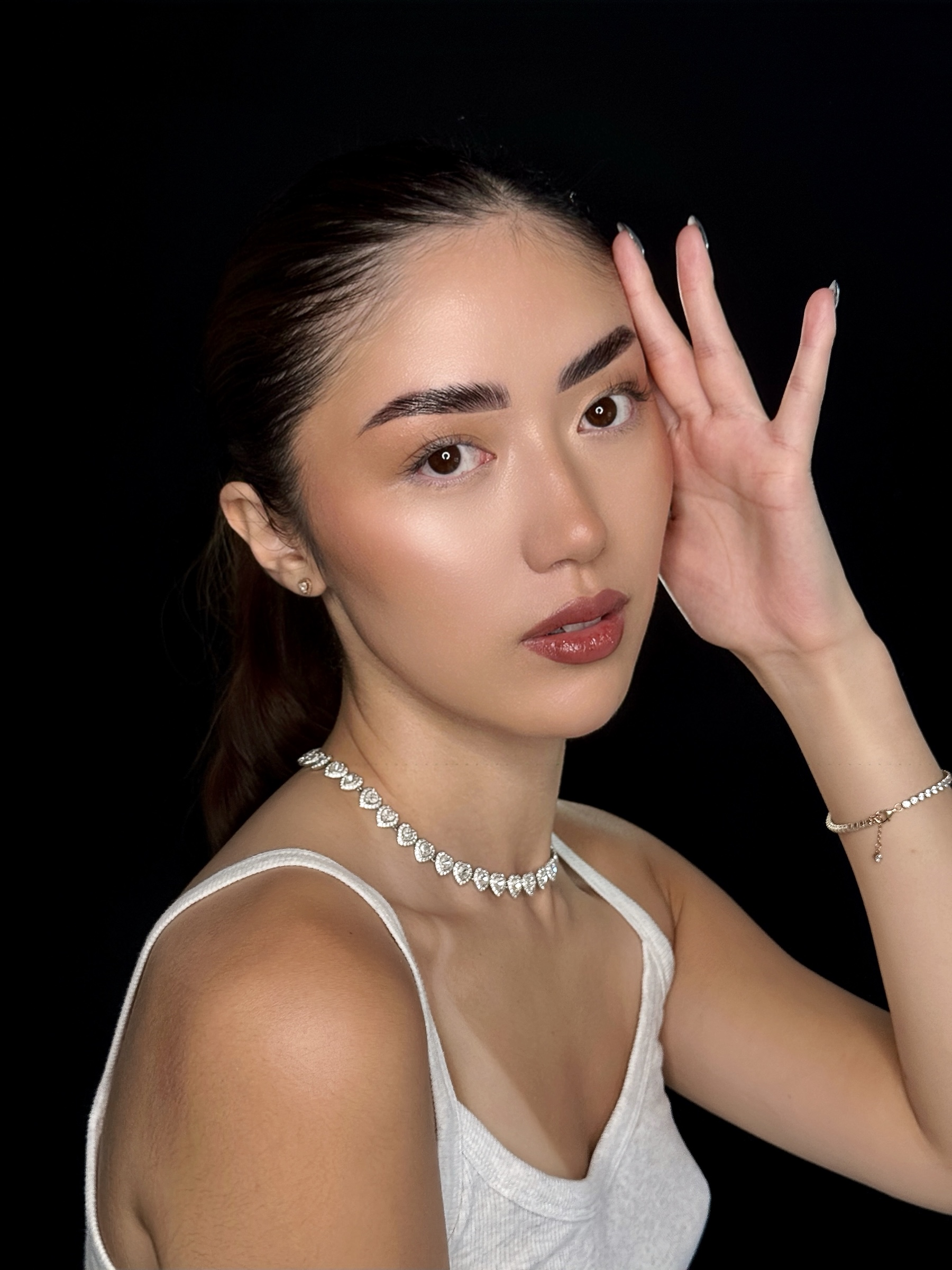 Eyebrow Shape & Tint