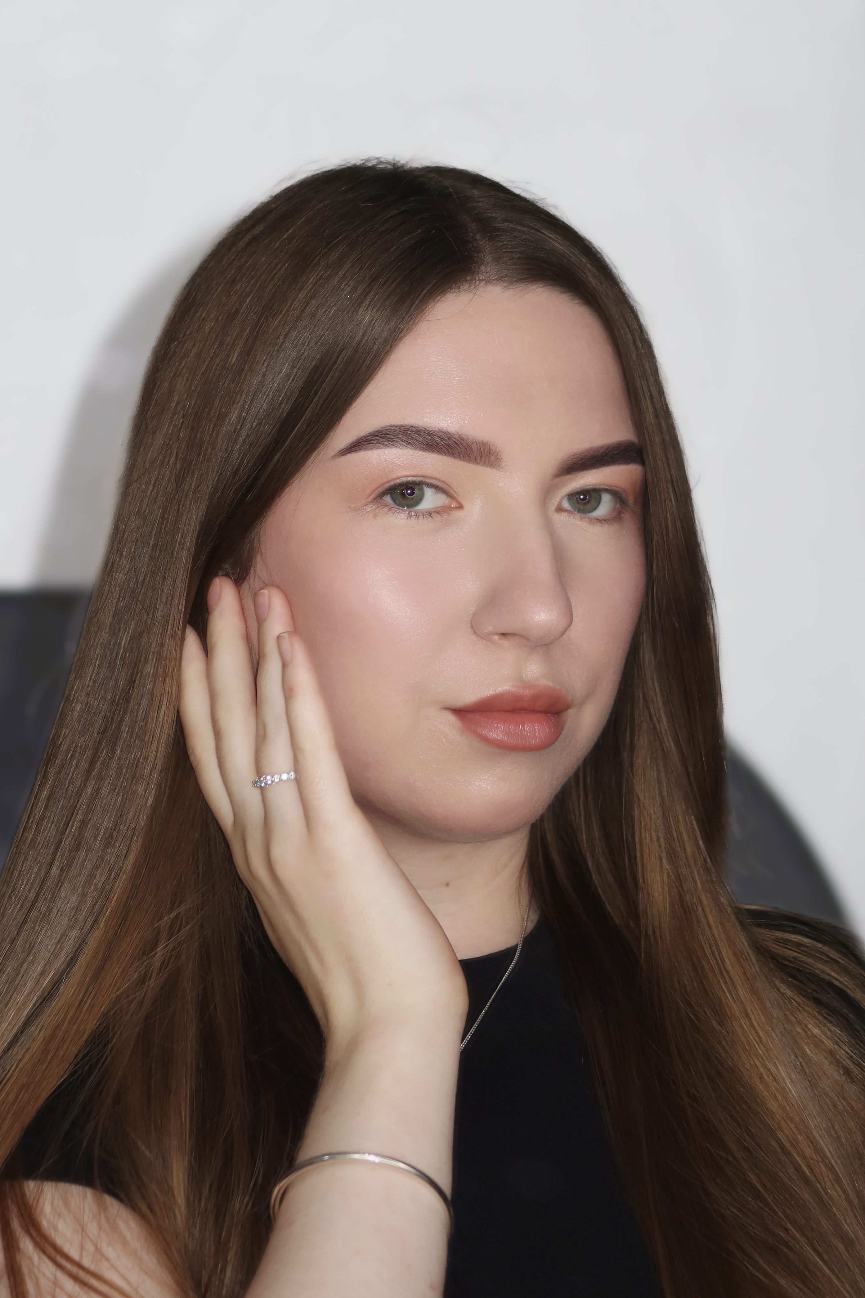 Eyebrow Shape & Tint