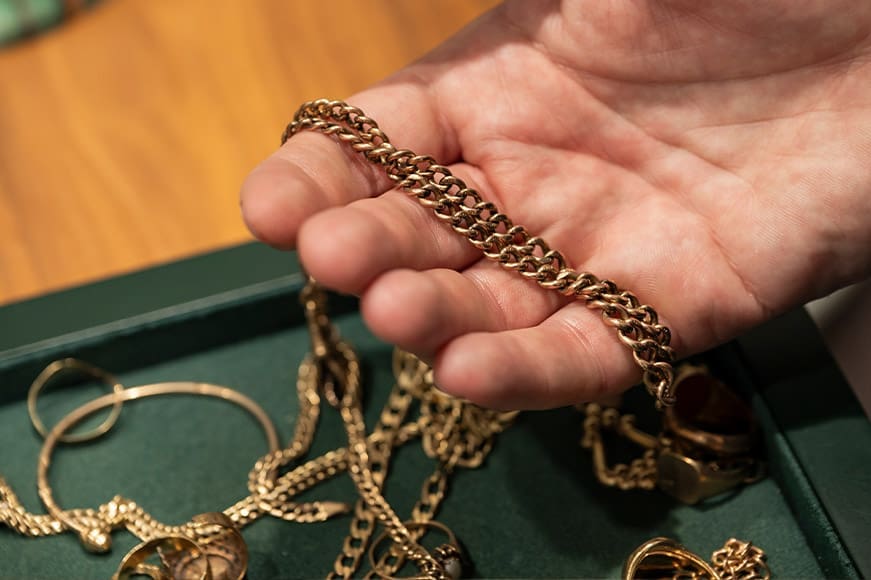 scrap gold jewellery being evaluated