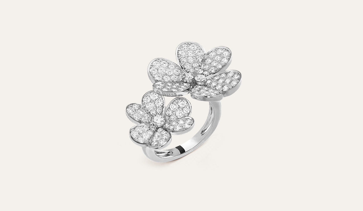 van cleef frivole flower diamond ring