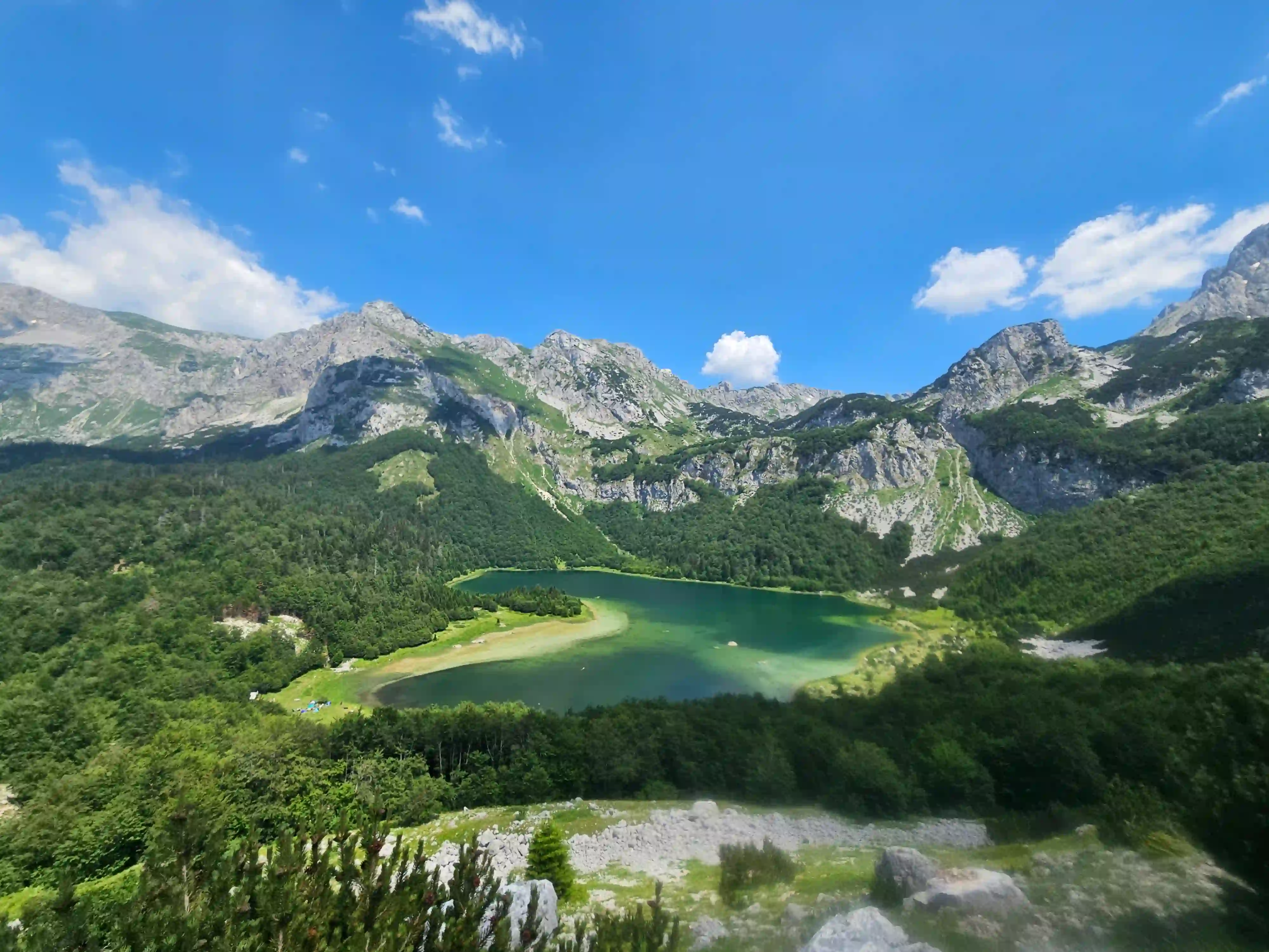 trnovacko lake viewpoint