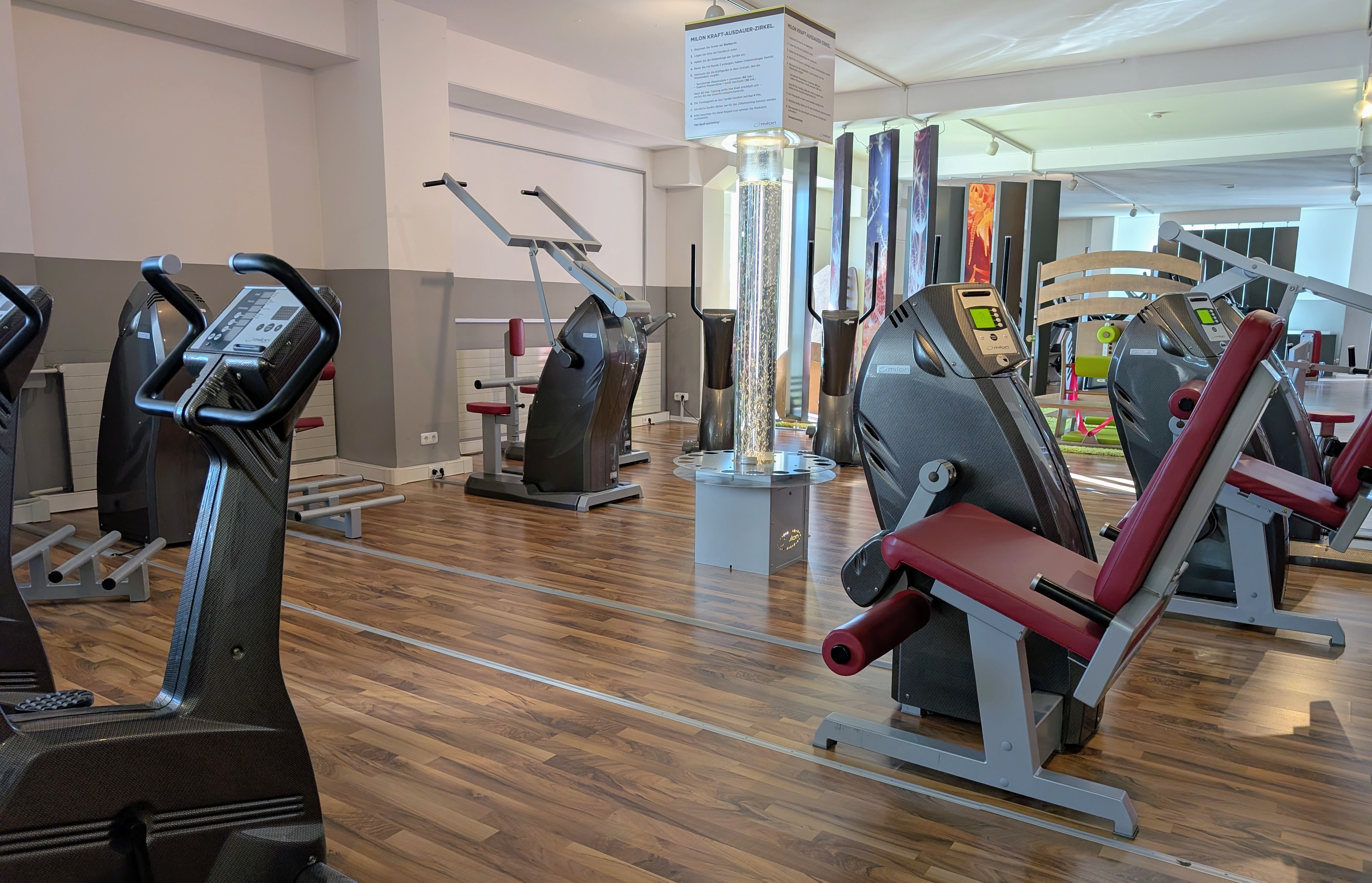 Milon Zirkeltraining für Kraft und Gesundheit im FIT & FUN Gesundheitsstudio