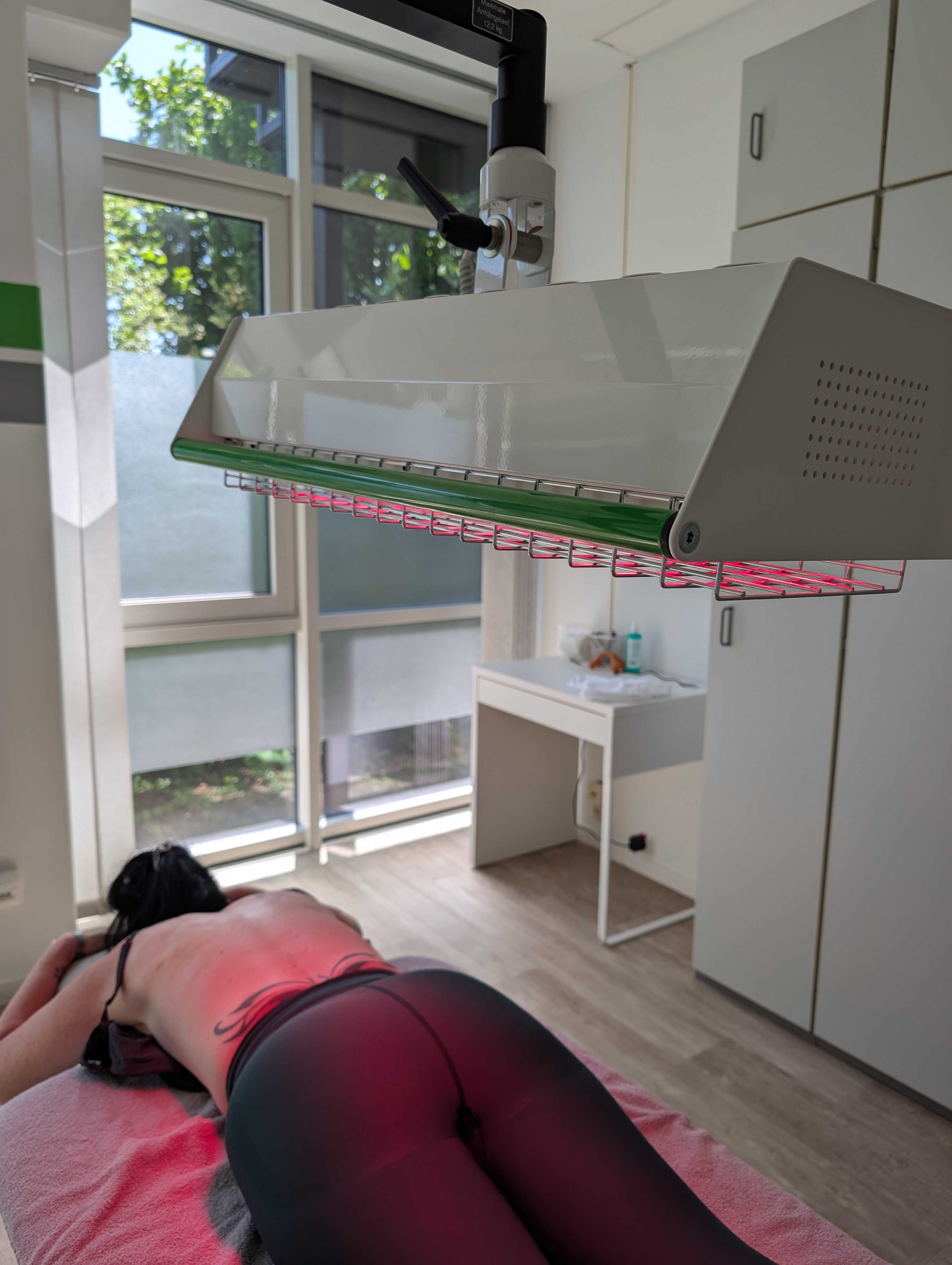 Moderner Behandlungsraum der Physiotherapie Physio Lanz in Weidhausen