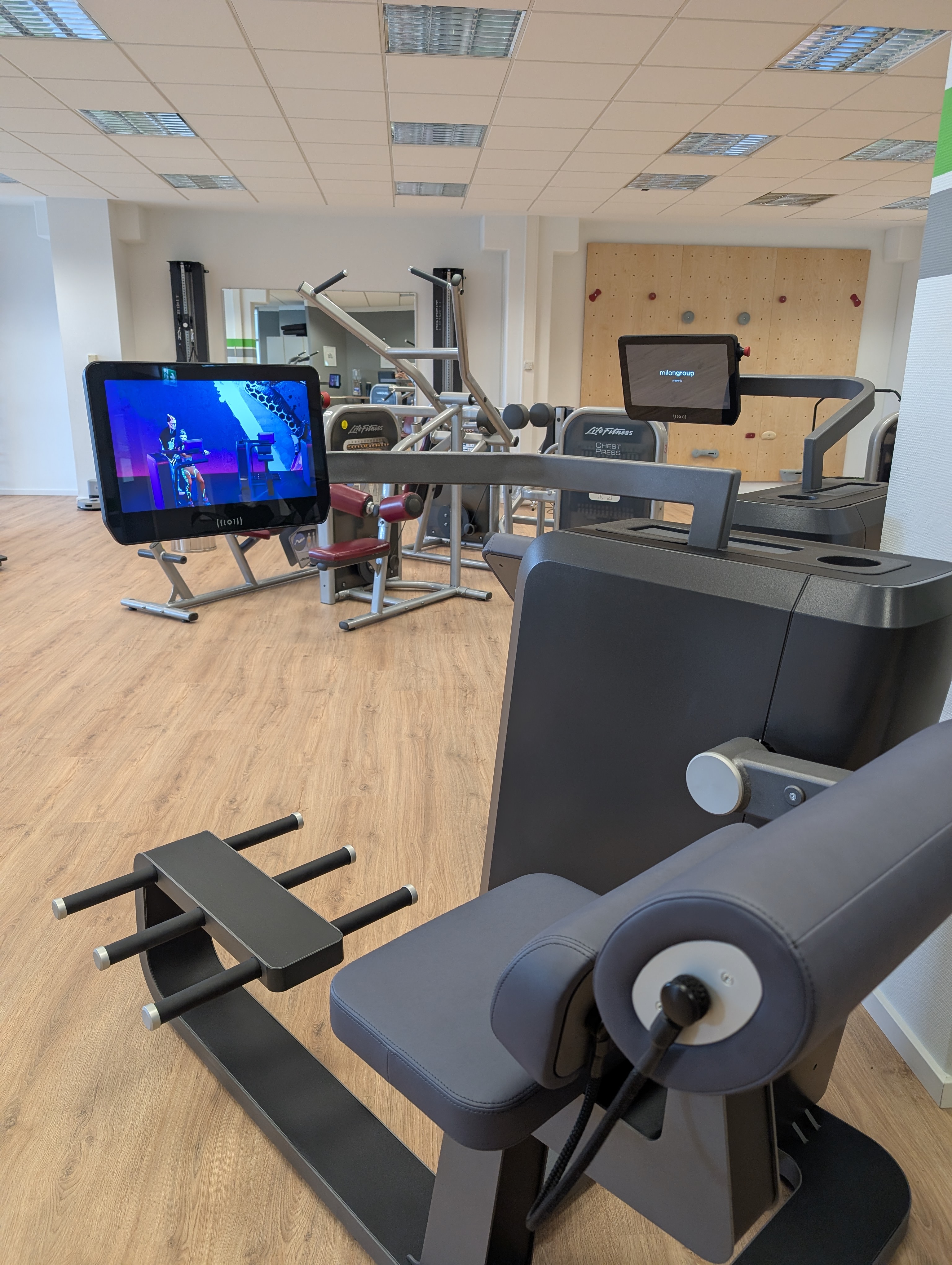 Moderner Behandlungsraum der Physiotherapie Physio Lanz in Weidhausen