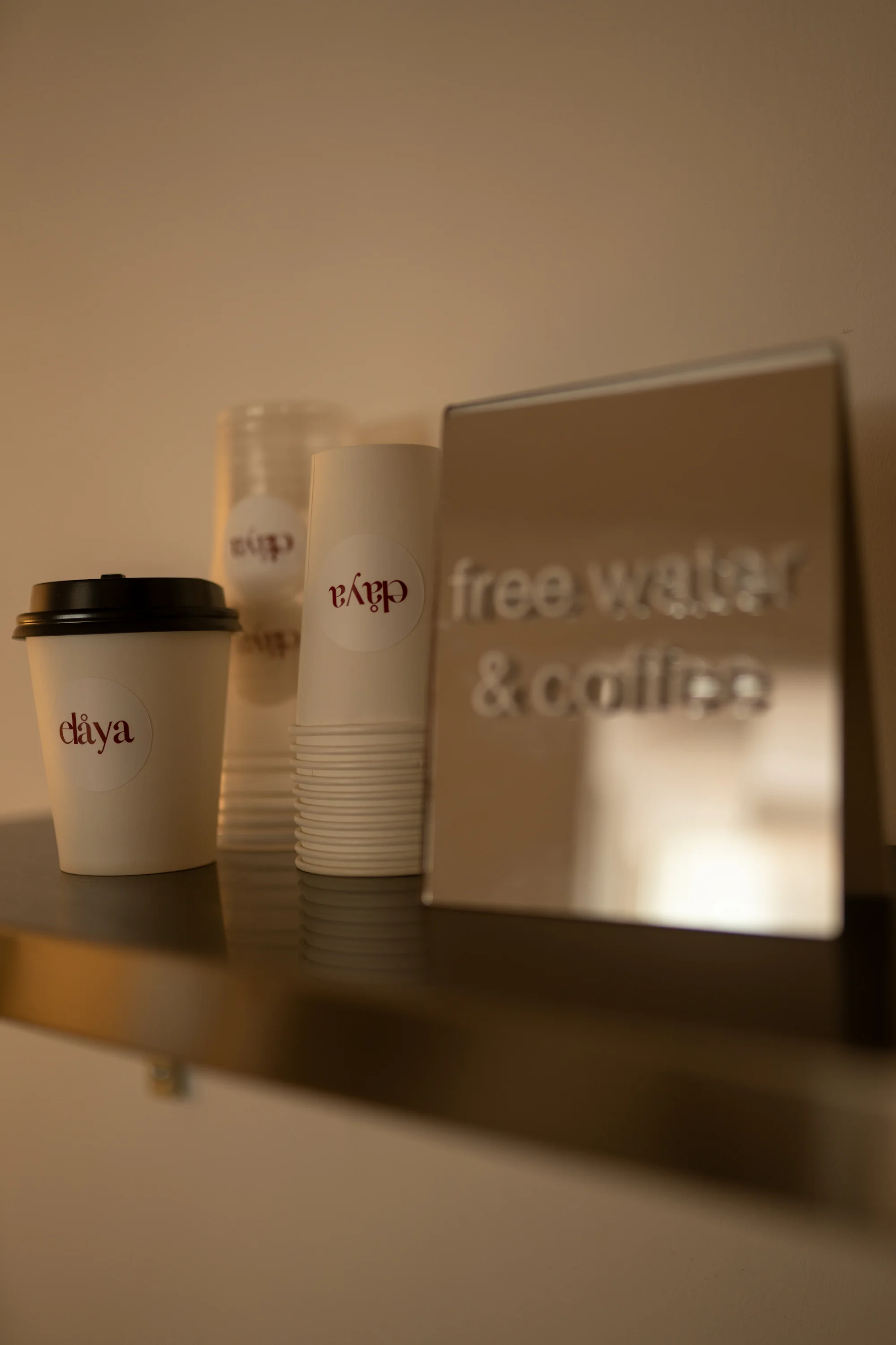 Free water & coffee für Mitglieder im elåya Pilates Studio Deggendorf