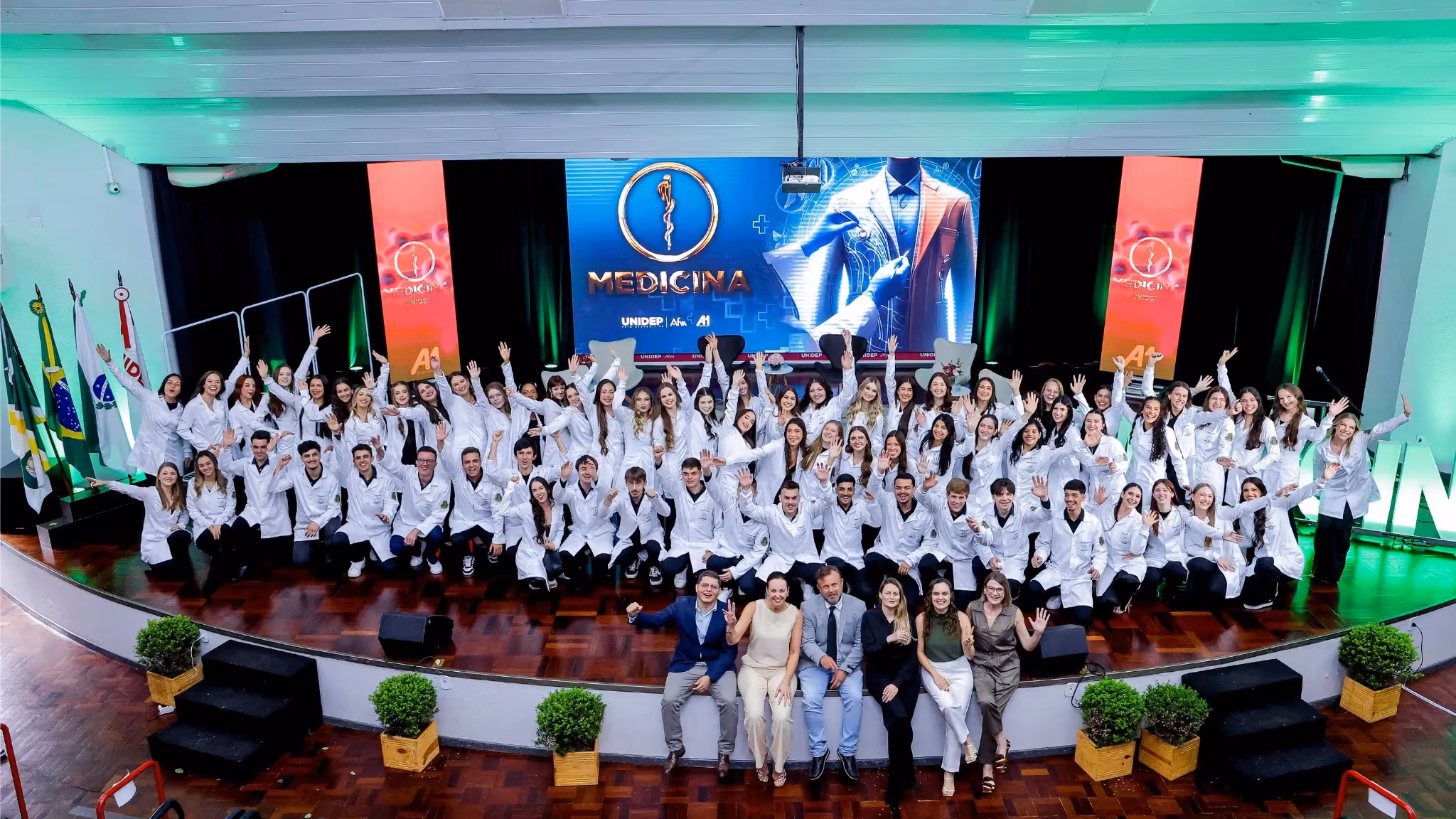 Cerimônia do Jaleco marca início da jornada em saúde para a 15ª turma de Medicina