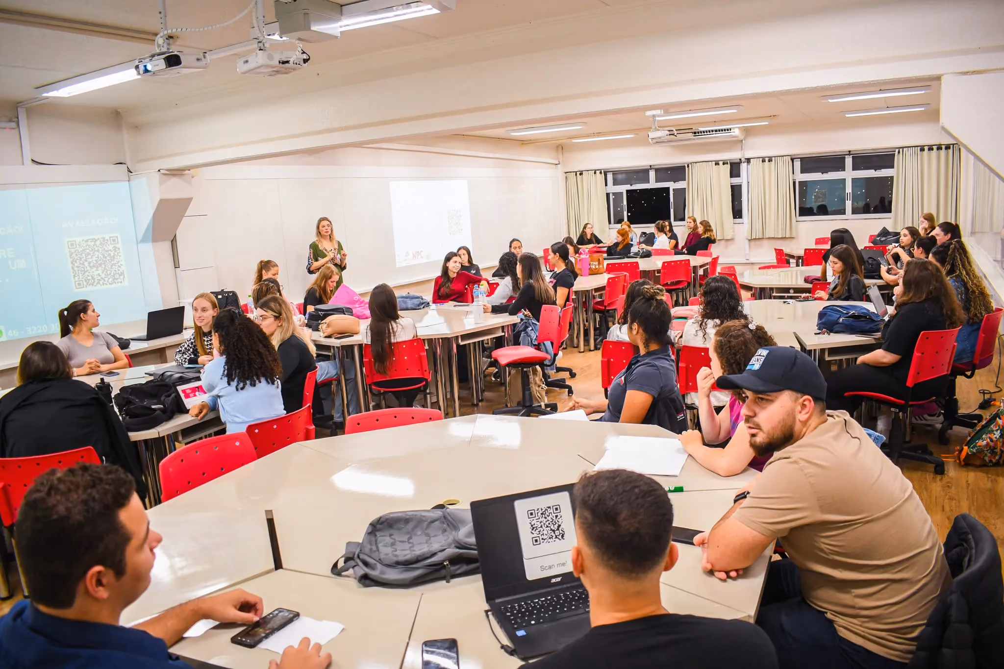 Cursos de Administração e Ciências Contábeis promovem mais de 1.200 atendimentos por meio do NPCA