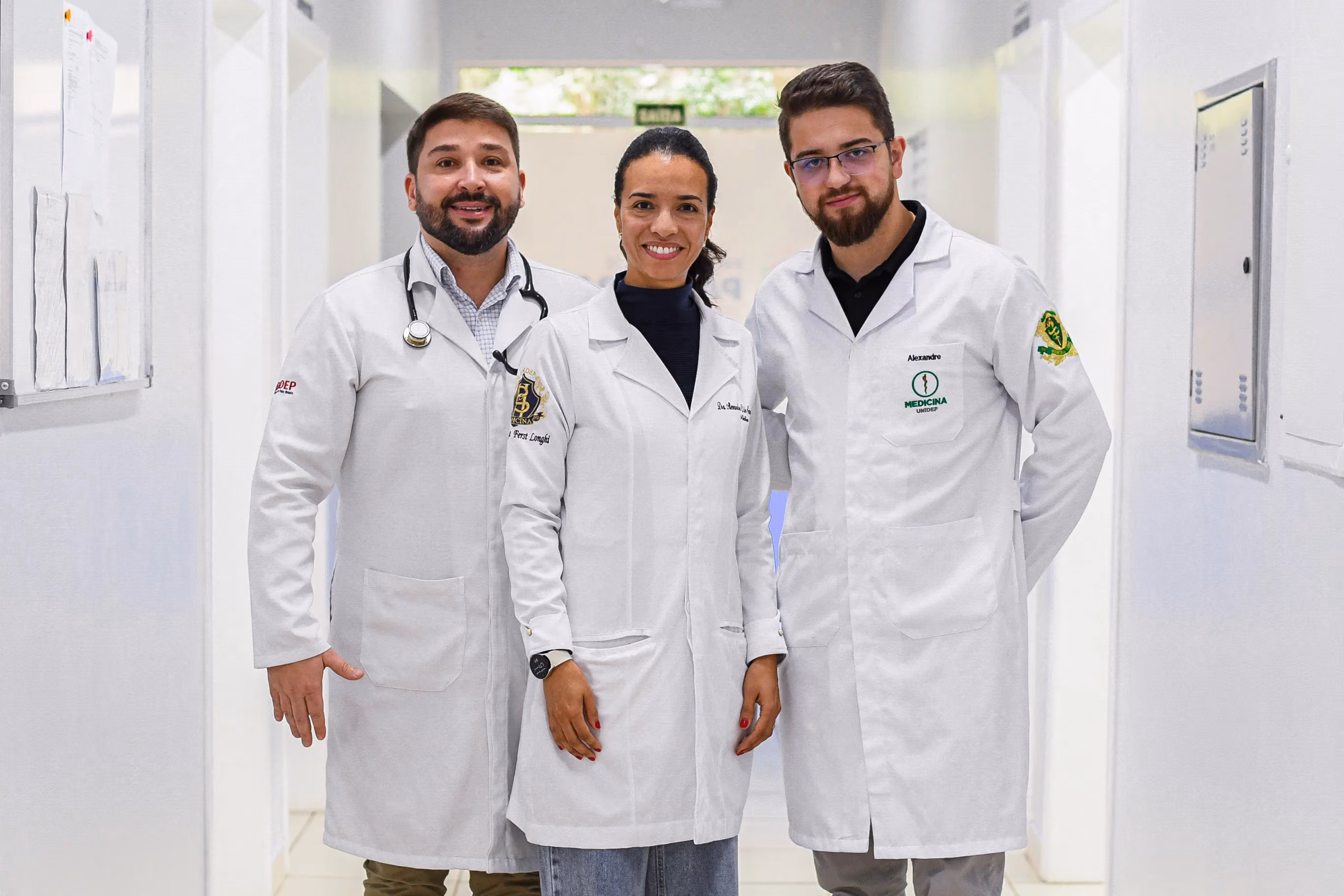 Internos e residentes de Medicina atuam juntos em UBSs e hospitais