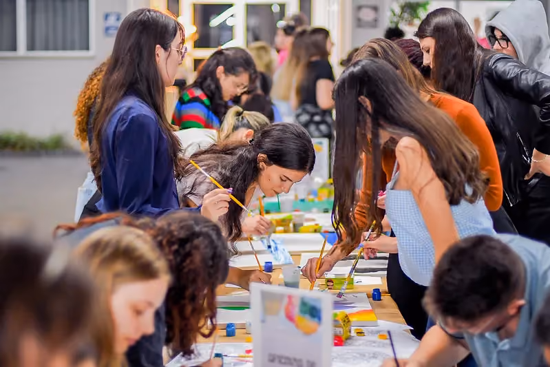 Oficinas de Arteterapia promovem bem-estar e expressão criativa no UNIDEP