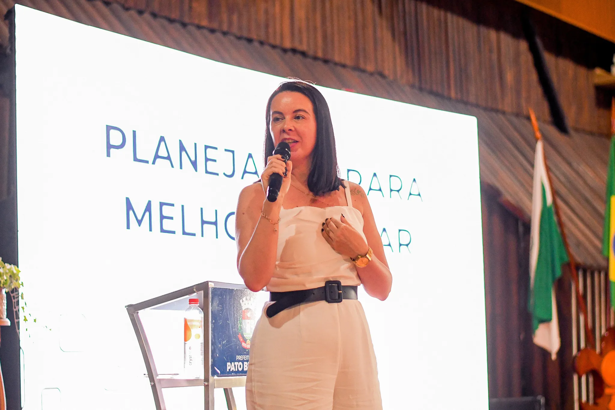 Professora do UNIDEP ministra palestra na Semana Pedagógica da Rede Municipal de Educação
