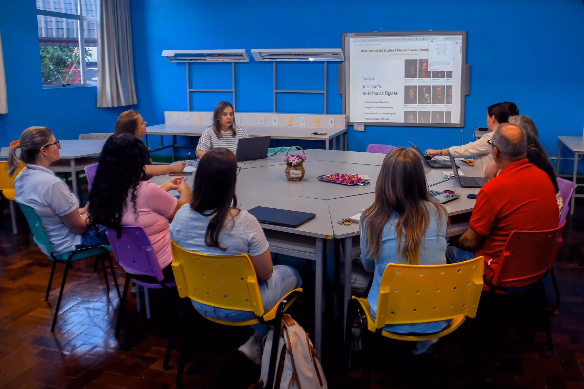 Grupo de estudos sobre metodologias ativas amplia uso de inteligências artificiais na docência