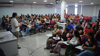 Apresentação dos Padrinhos Veteranos 2023.1 aos calouros