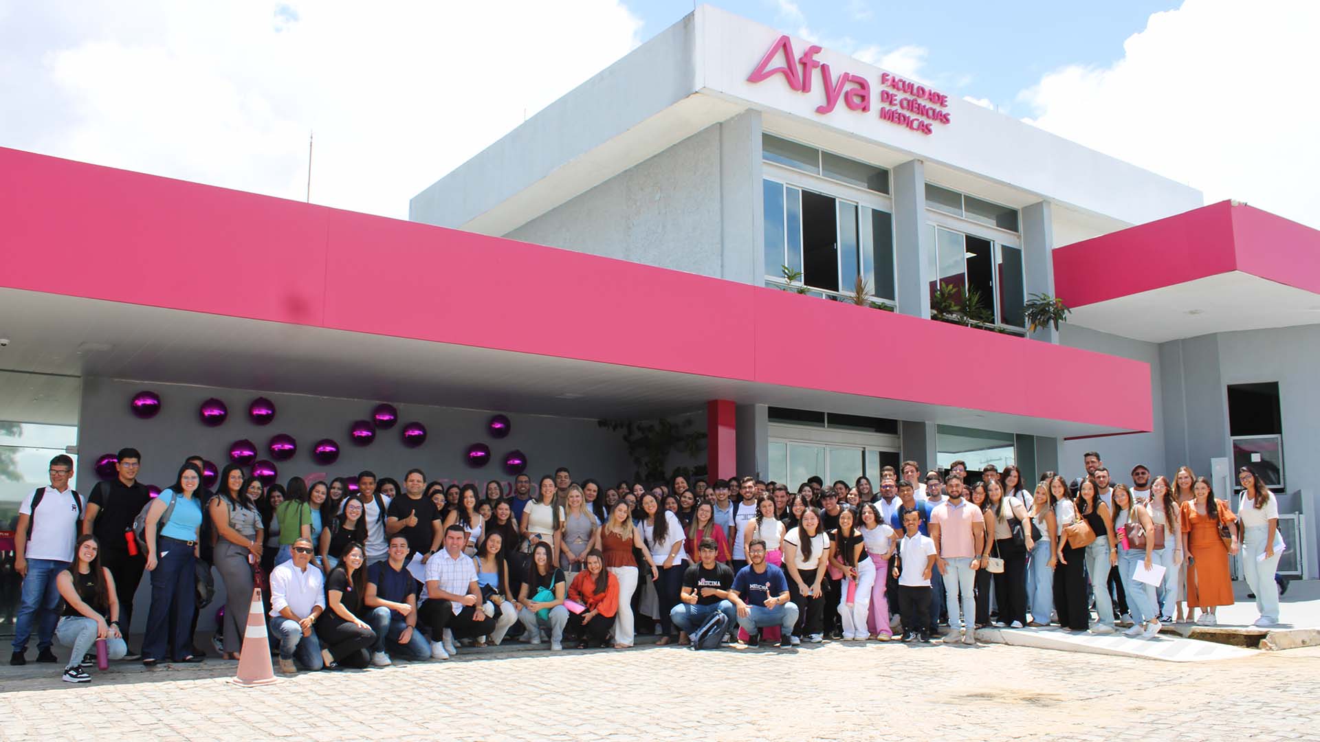 Recepção aos alunos de Medicina marca o início do semestre de 2025.1 na Afya Garanhuns