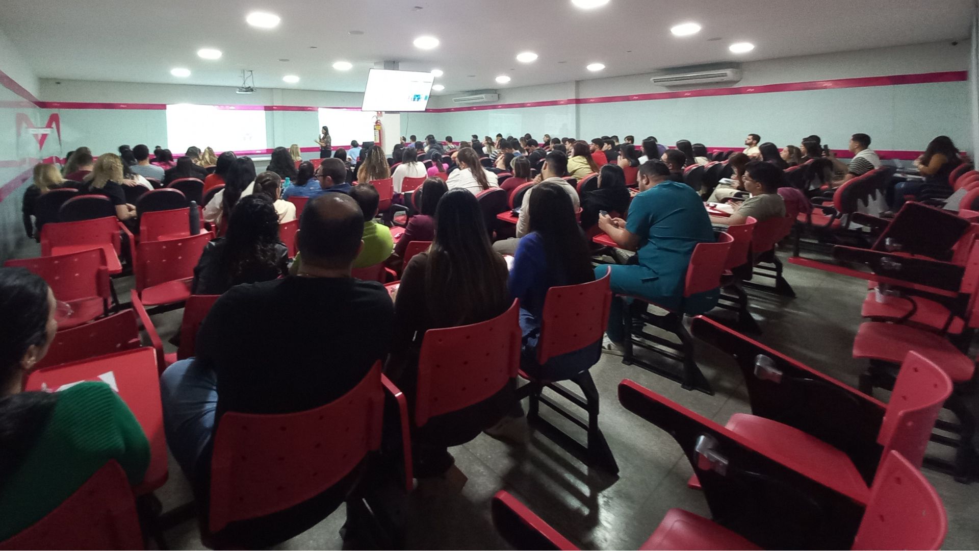Afya Garanhuns realiza o I Curso Pré-Internato 2024.2 com foco em Farmacologia e Bioquímica Clínica