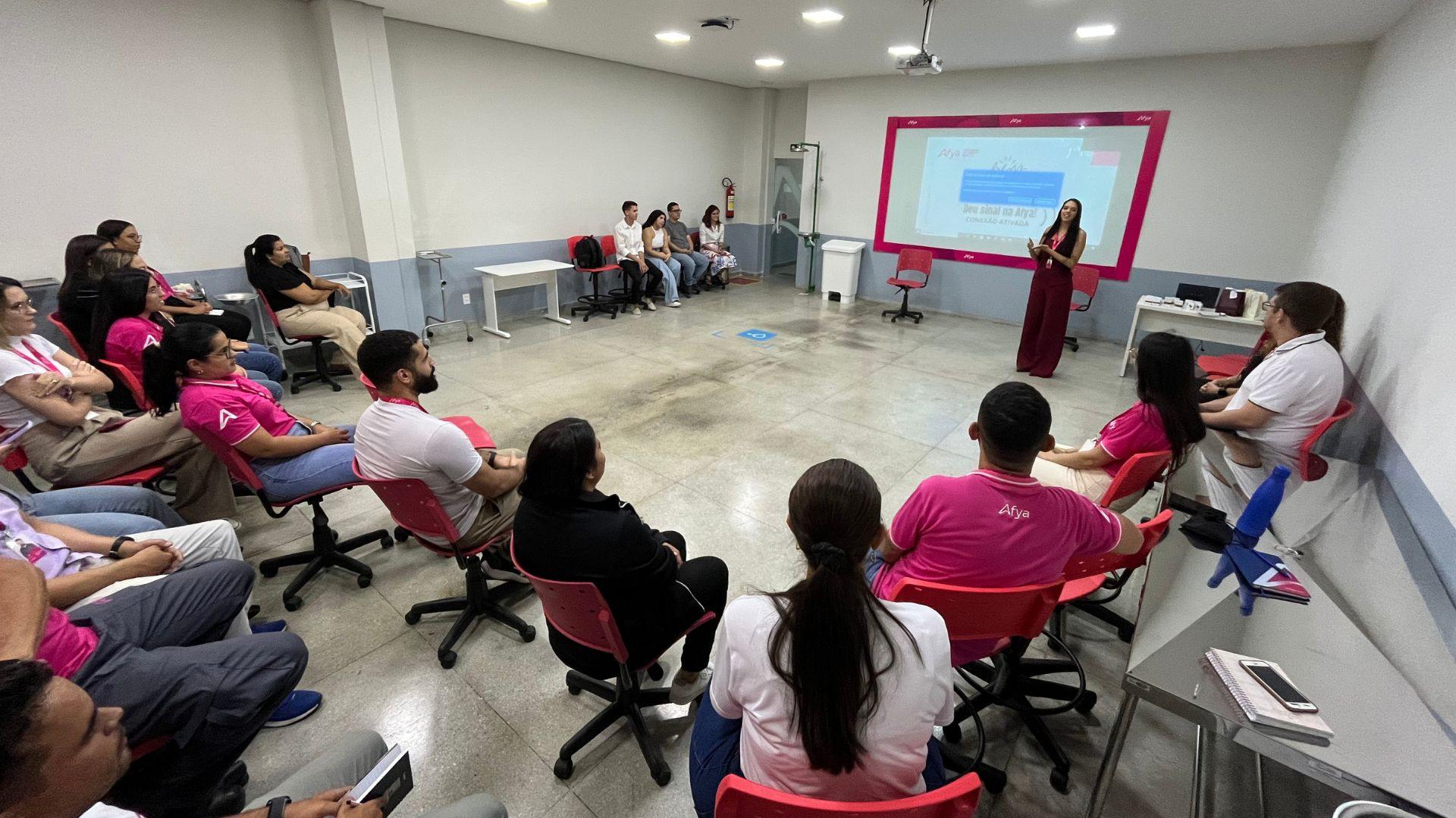 Afya Garanhuns reforça compromisso com a inclusão ao lançar curso de Libras para colaboradores