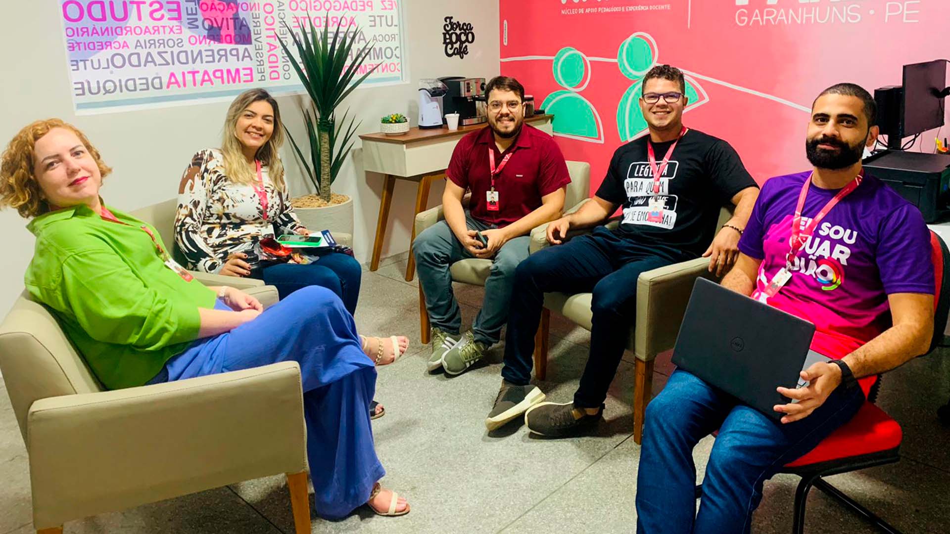 Plantão Balão Premiado: ação incentiva docentes a se manterem atualizados e engajados em seu processo de aprendizagem