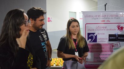 Evento em alusão ao Dia Nacional da Libras