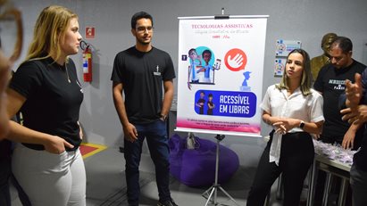 Evento em alusão ao Dia Nacional da Libras