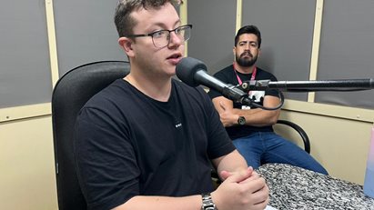 Entrevista de alunos à Rádio Marano FM