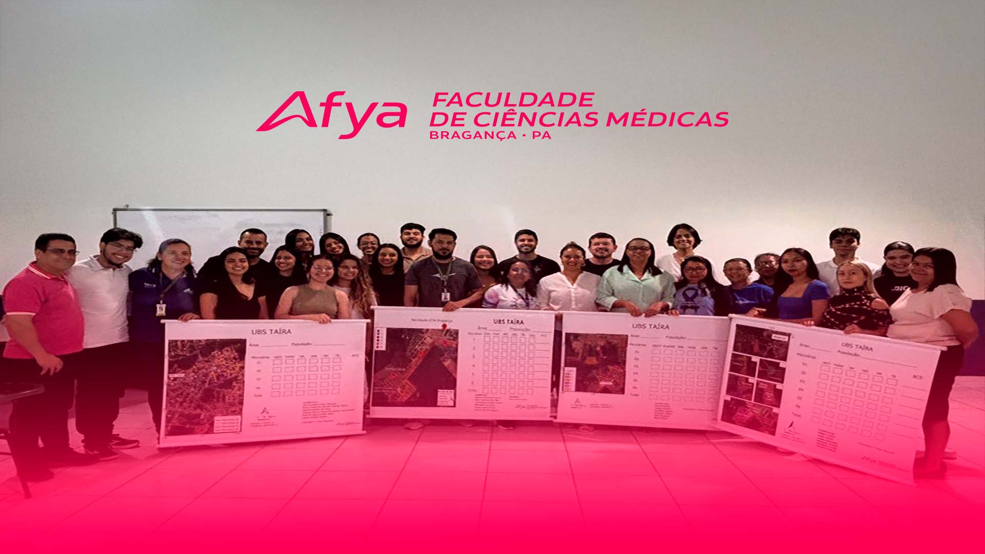 Acadêmicos do 4º período do curso de Medicina, realizaram a entrega de materiais que evidenciam o processo de territorialização da UBS Taira.