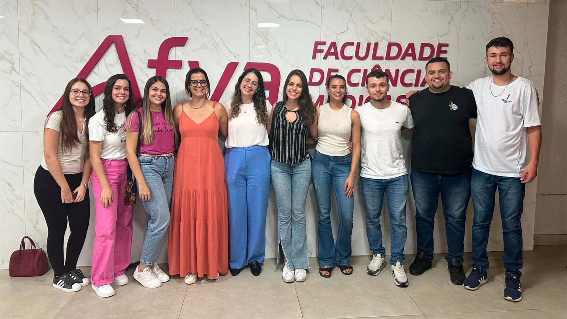 "Tela com Cautela" da Afya Ipatinga, tem como objetivo conscientizar pais e responsáveis a respeito do uso de dispositivos eletrônicos por crianças.