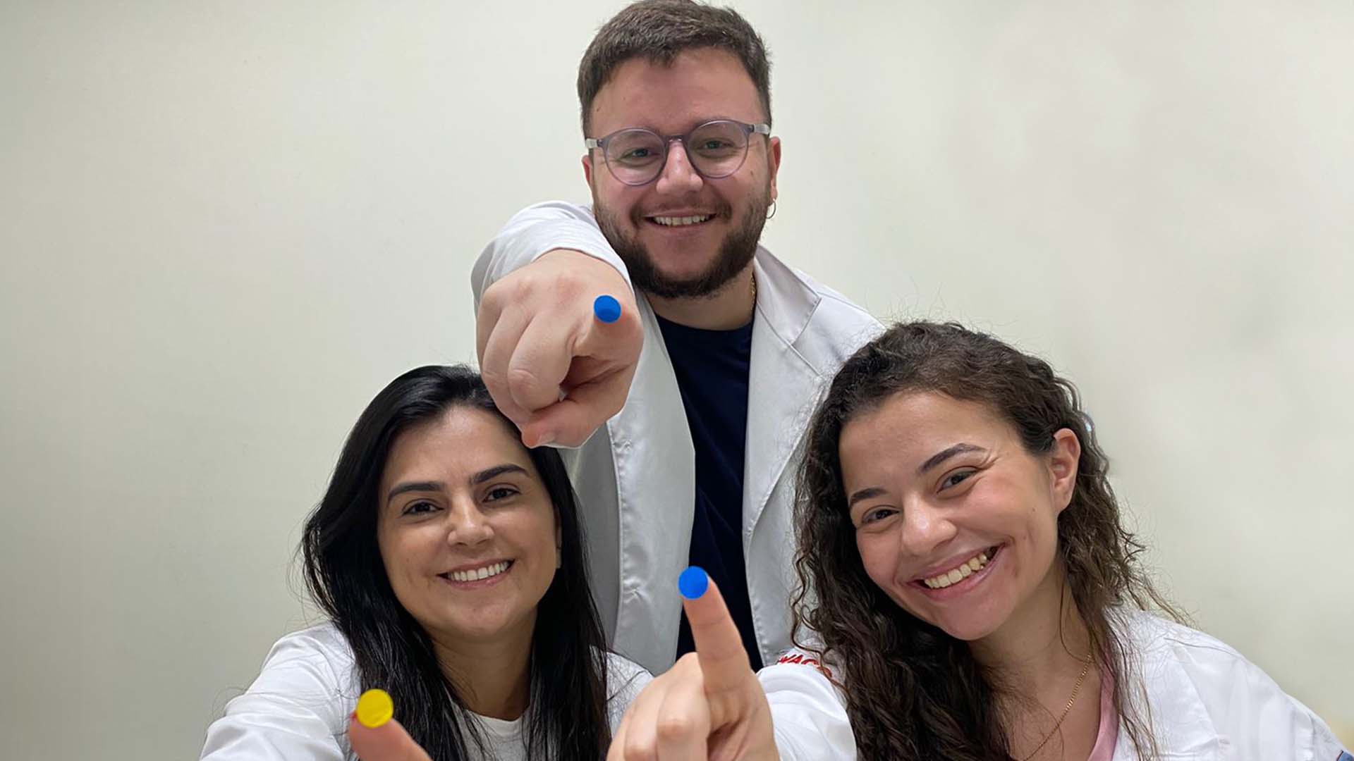 Lurdiano Freitas, Aiala Xavier Felipe, Luana Clara e Jade Aguiar Brilham no Congresso CONIMA com o "Receituário de Afeto"