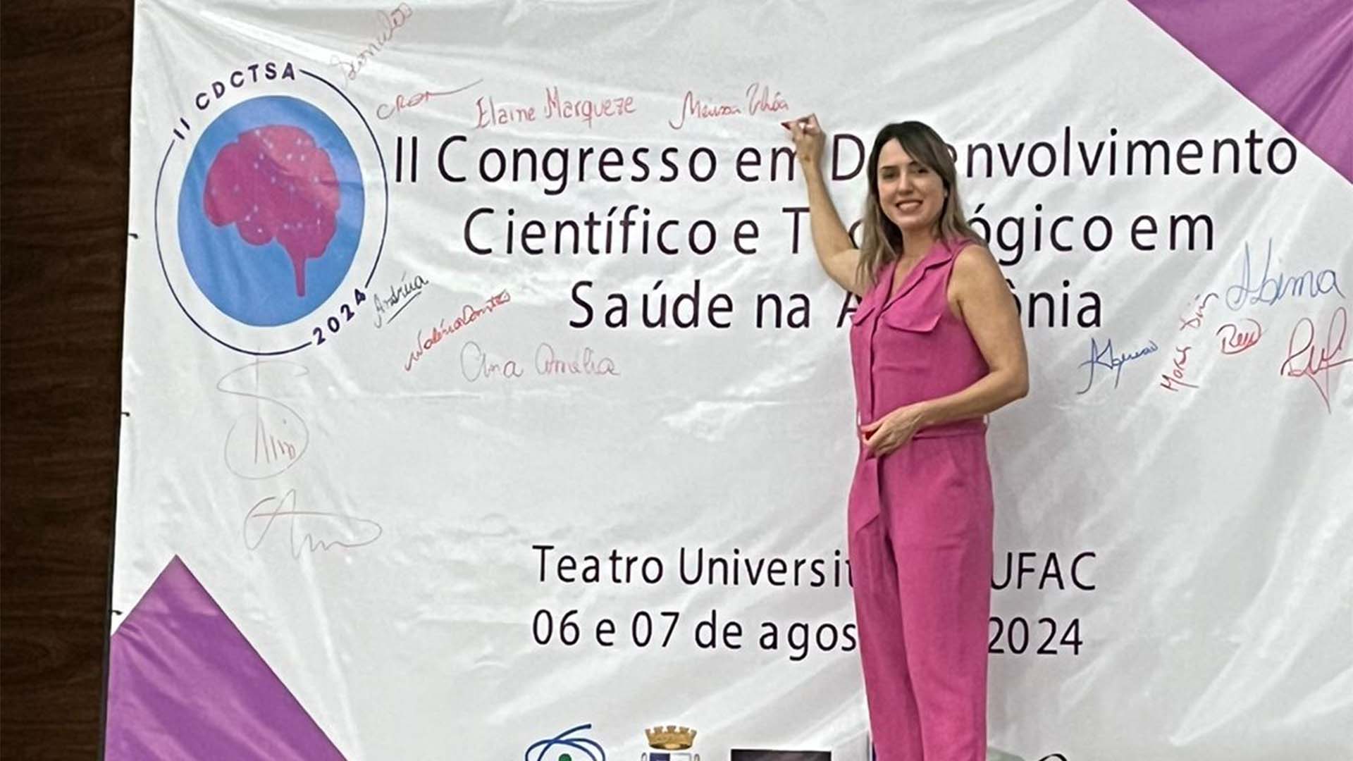 Professora Melissa Ulhôa palestra no II Congresso em Desenvolvimento Científico e Tecnológico em Saúde na Amazônia