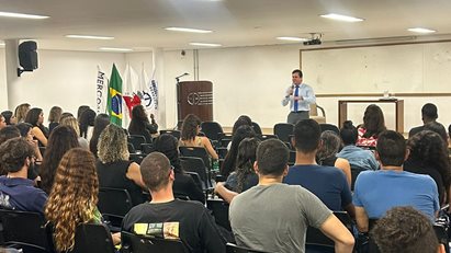 Aula sobre Magistratura com Juiz Dr. Carlos Eduardo
