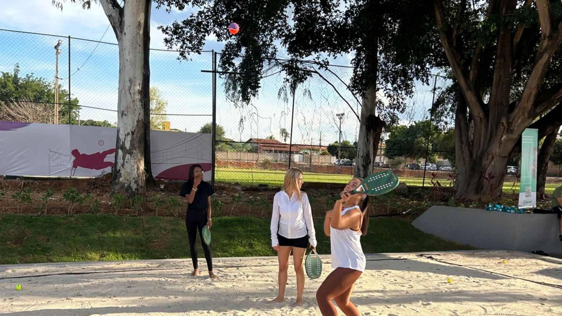Afya Sete Lagoas inaugura quadra de areia e novo espaço de convivência para promover bem-estar, integração e qualidade de vida