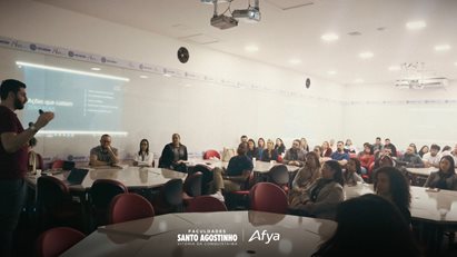 Capacitação no atendimento | FASAVIC