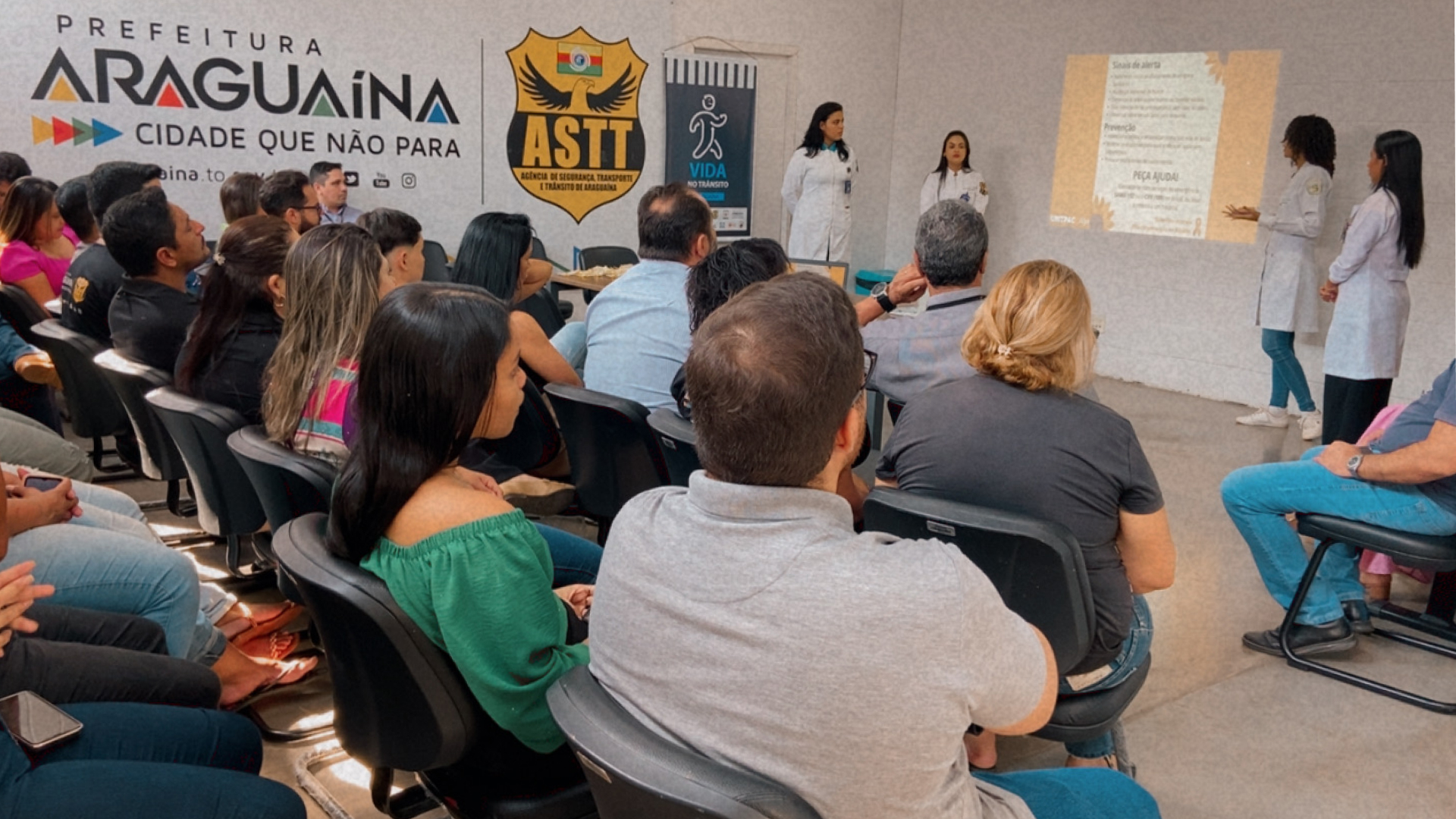 Alunos do Curso de Enfermagem do UNITPAC Participam de Ações da Escola de Saúde Pública de Araguaína para o Setembro Amarelo